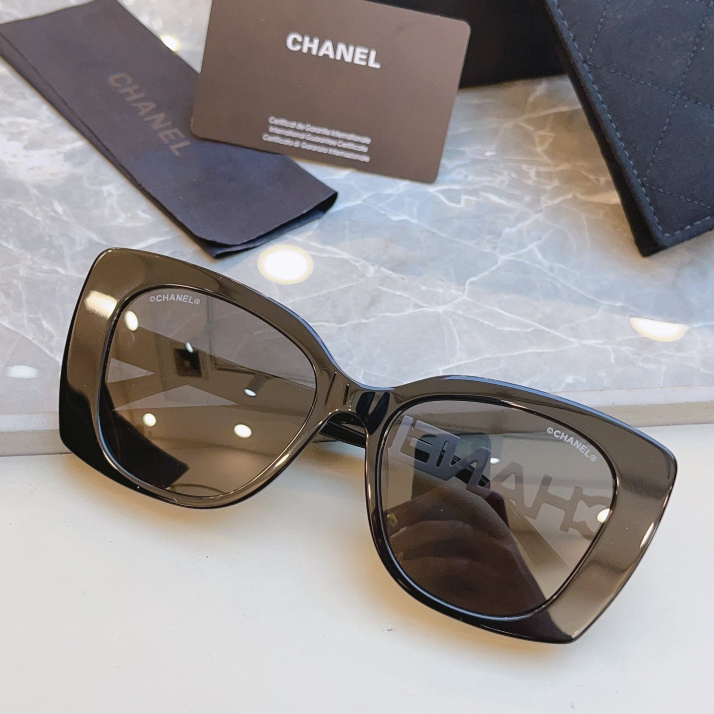 Chanel CH5422B Rectangular Black Lens Sunglasses for Men & Women - 382251 - detail image 3