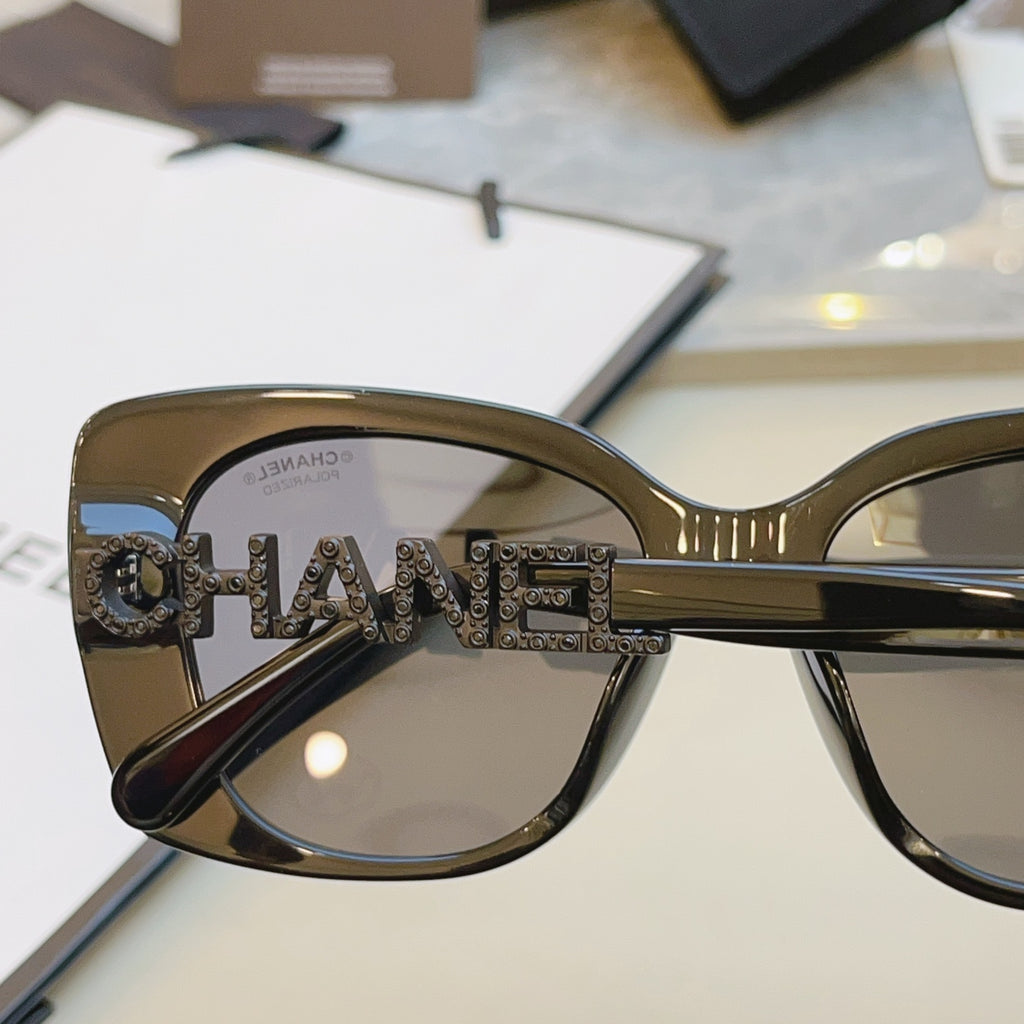 Chanel CH5422B Rectangular Black Lens Sunglasses for Men & Women - 382252 - detail image 3