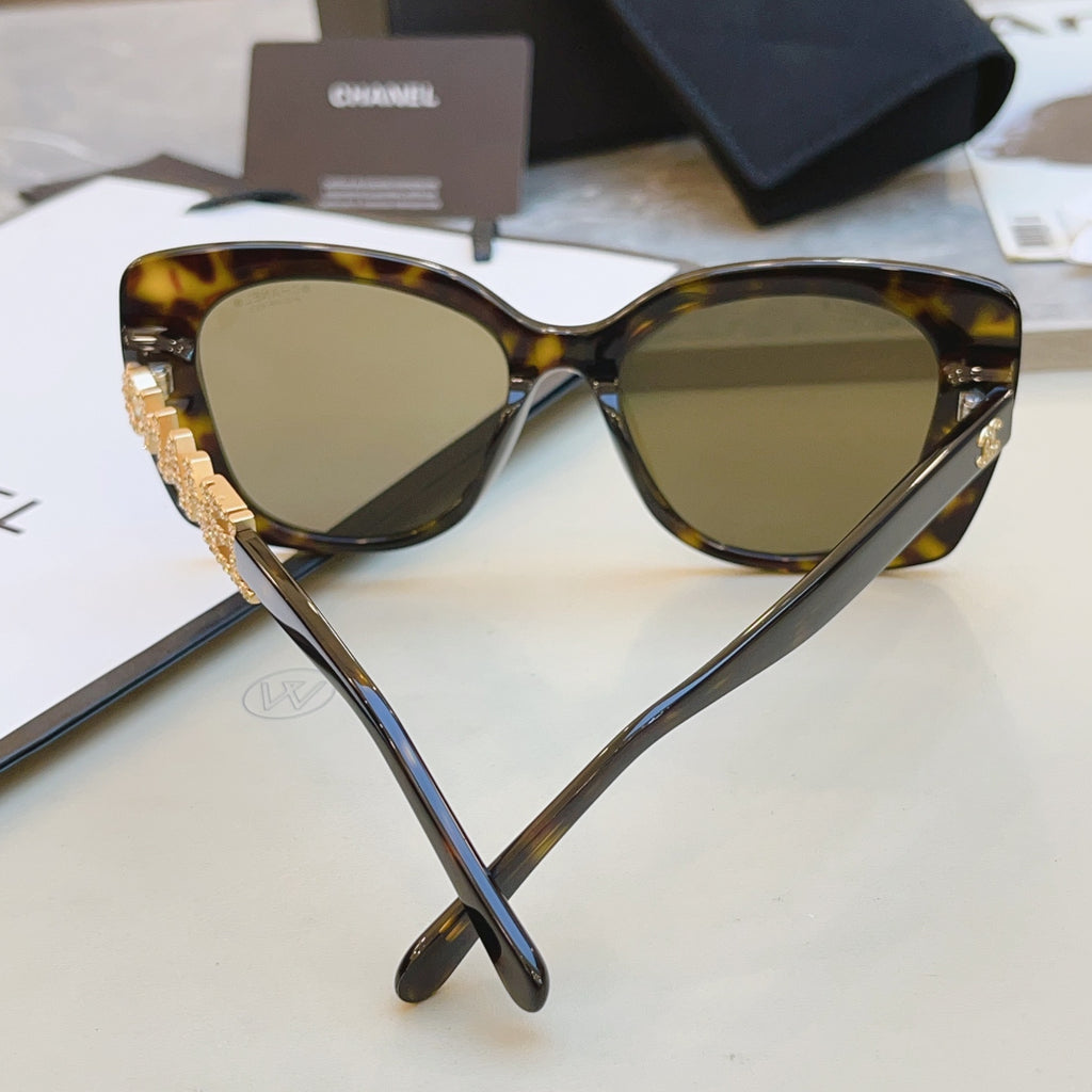 Chanel CH5422B Rectangular Black Lens Sunglasses for Men & Women - detail image 8
