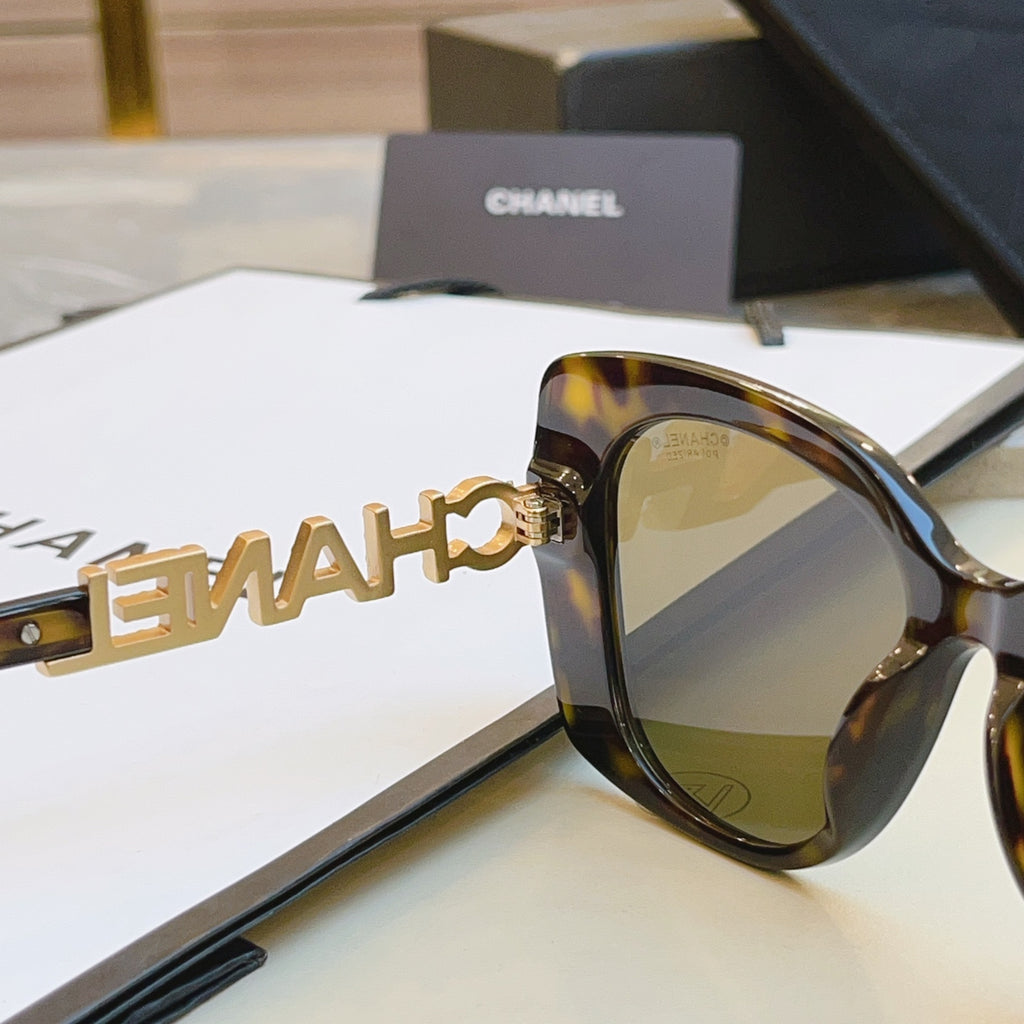 Chanel CH5422B Rectangular Black Lens Sunglasses for Men & Women - detail image 4
