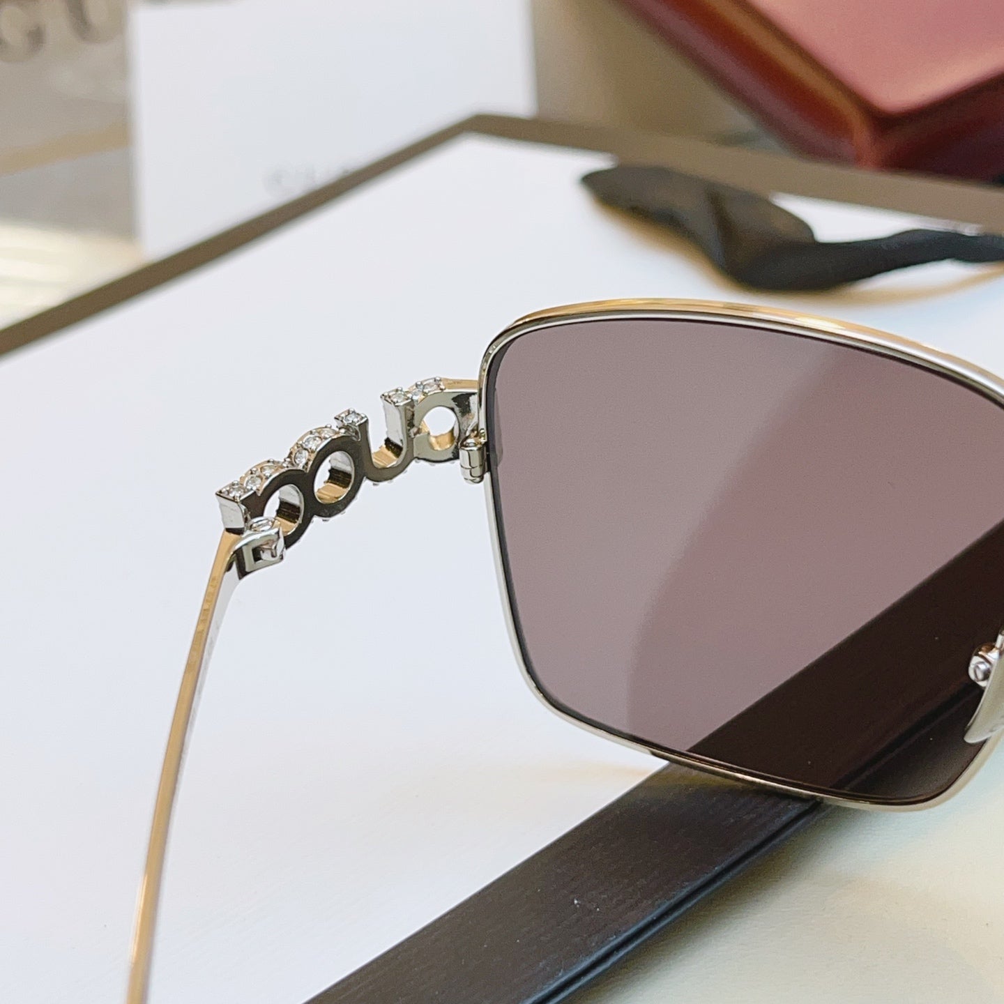 Gucci GG1937S Fashion Brown Lens Sunglasses for Men & Women - 371633 - detail image 6