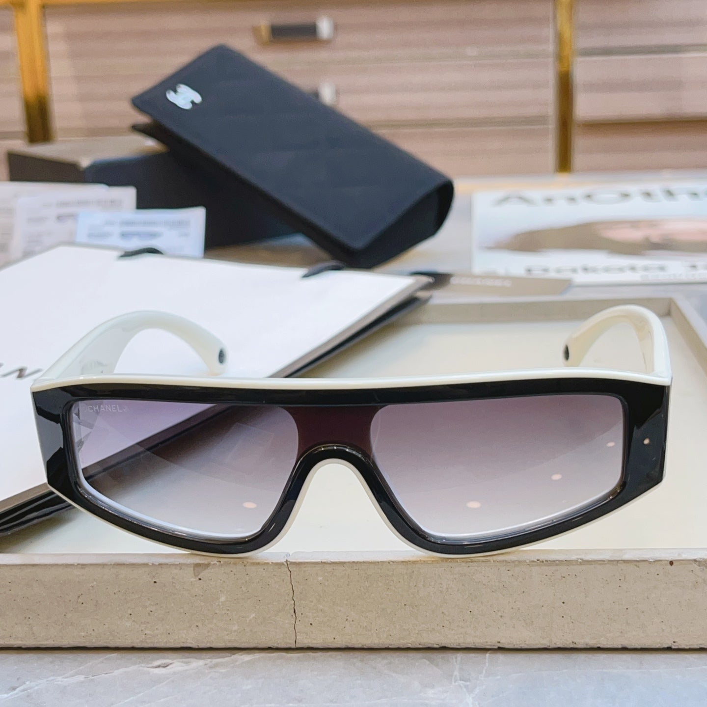 Chanel CH6057 Fashion Gray Lens Sunglasses for Men & Women - detail image 8