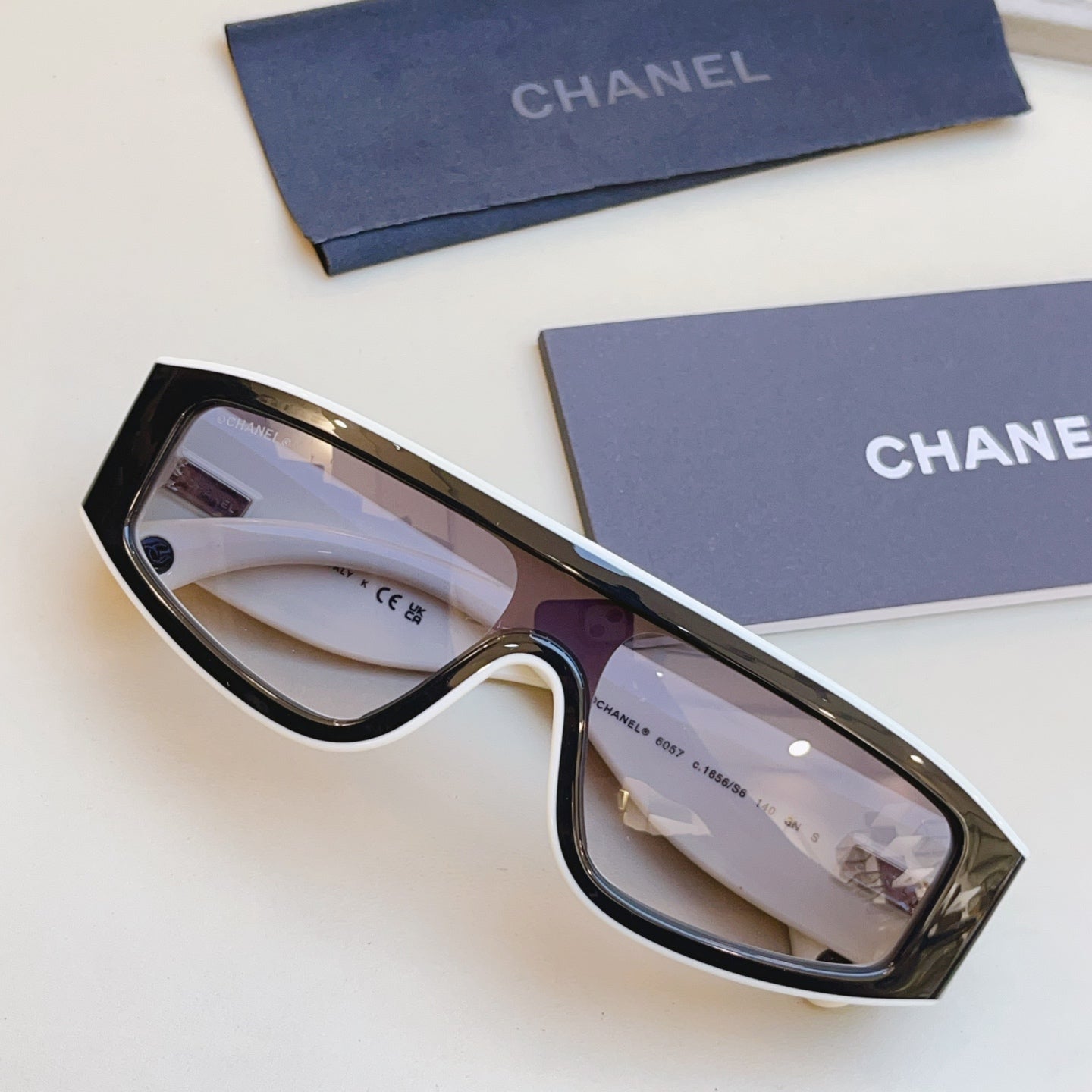 Chanel CH6057 Fashion Gray Lens Sunglasses for Men & Women - detail image 3