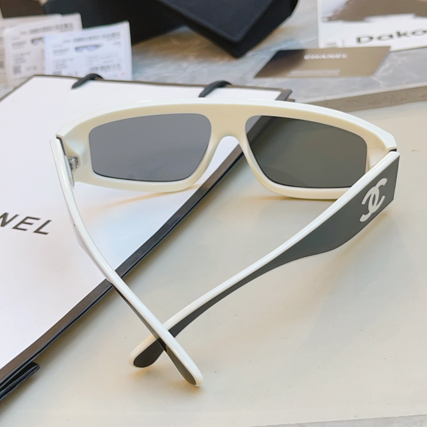 Chanel CH6057 Fashion Black Lens Sunglasses for Men & Women - 382342 - detail image 5