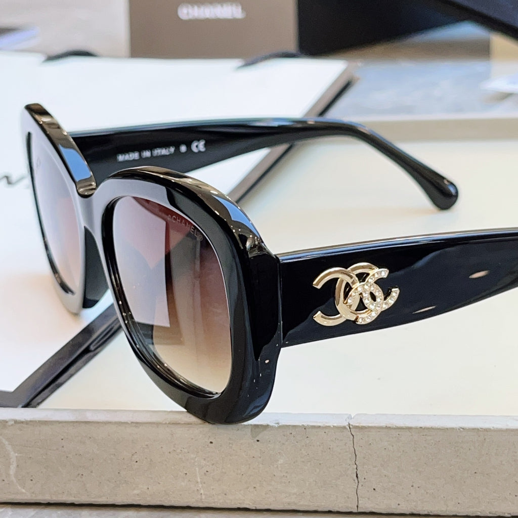 Chanel CH5468-B-A Fashion Black Lens Sunglasses for Men & Women - 371813 - detail image 5