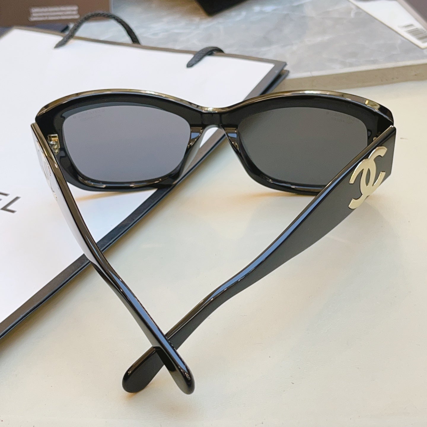 Chanel CH5493 Fashion Black Lens Sunglasses for Men & Women - detail image 9