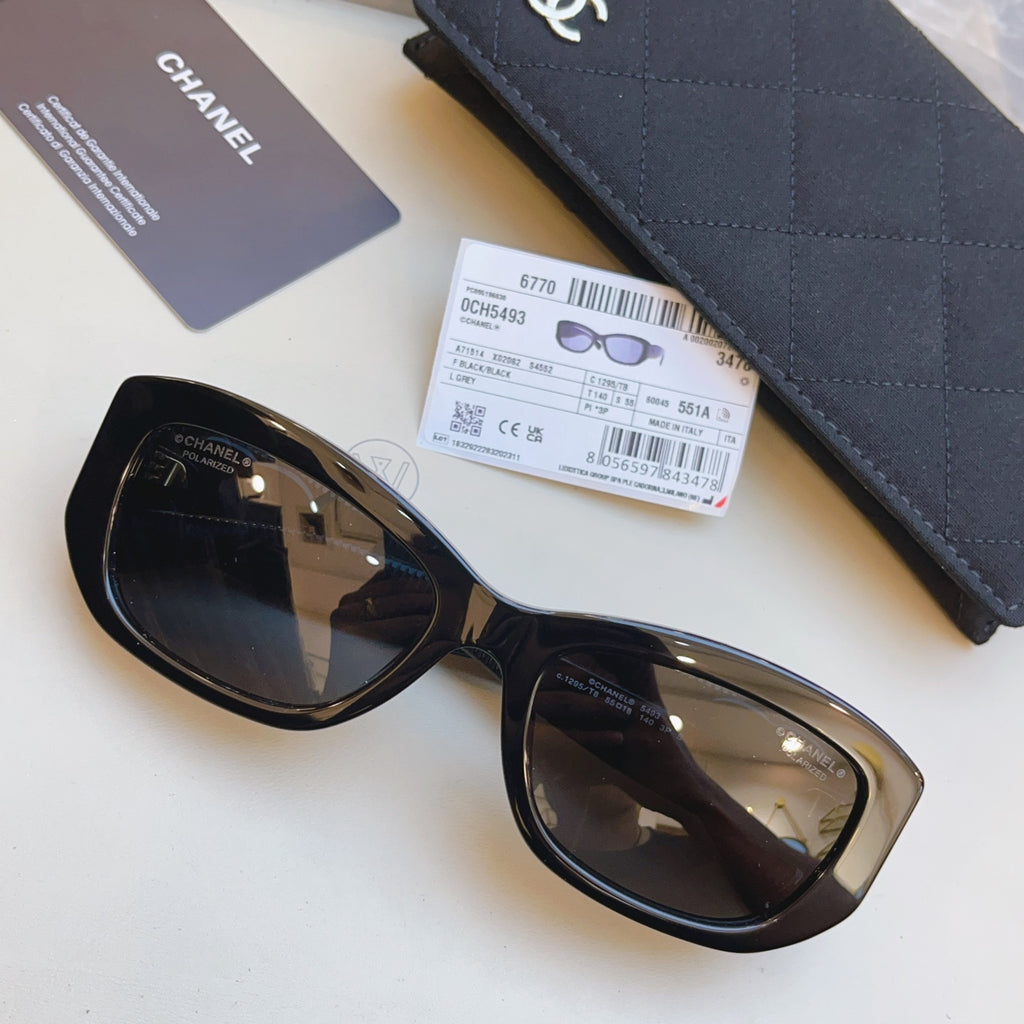 Chanel CH5493 Fashion Black Lens Sunglasses for Men & Women - detail image 3
