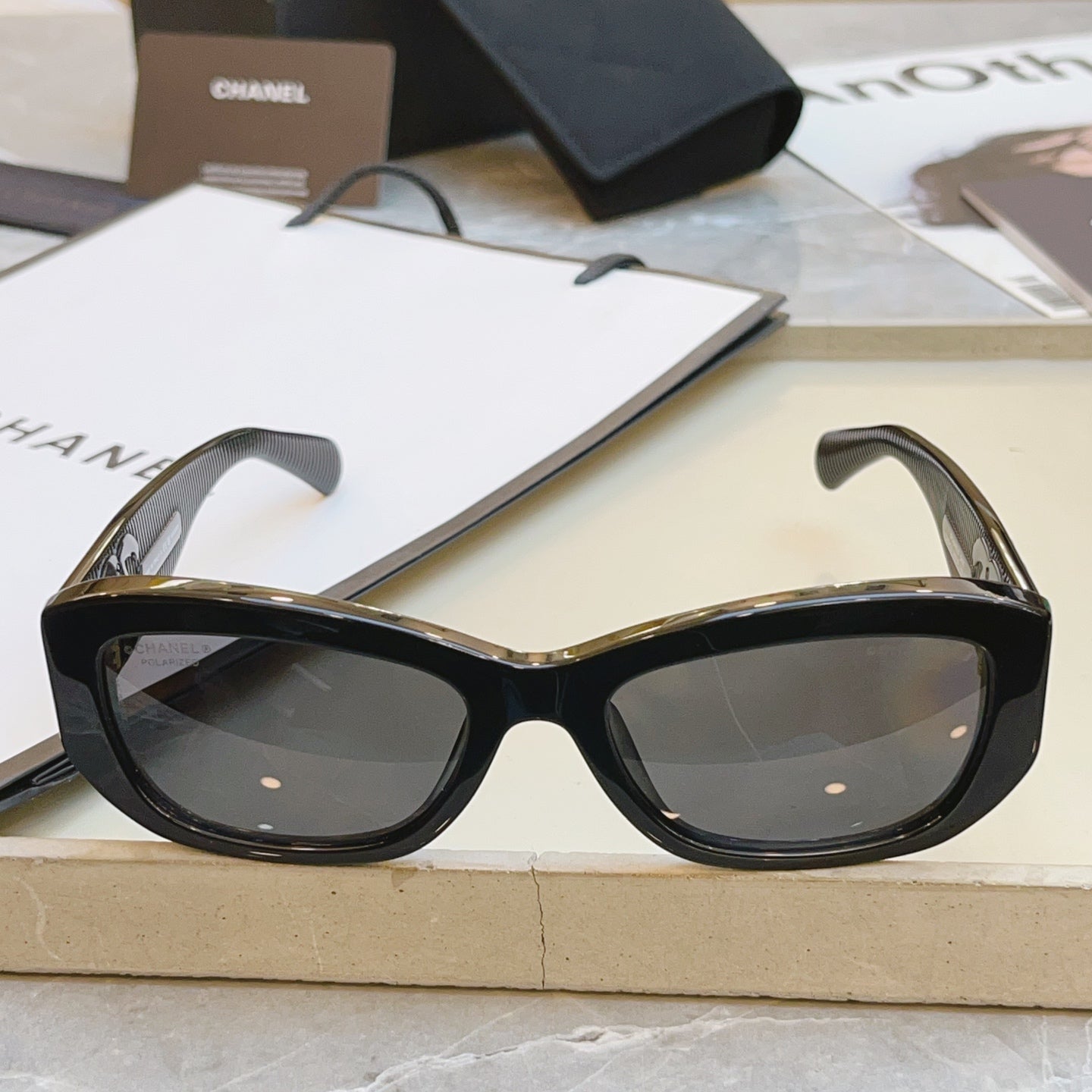 Chanel CH5493 Fashion Black Lens Sunglasses for Men & Women - detail image 8