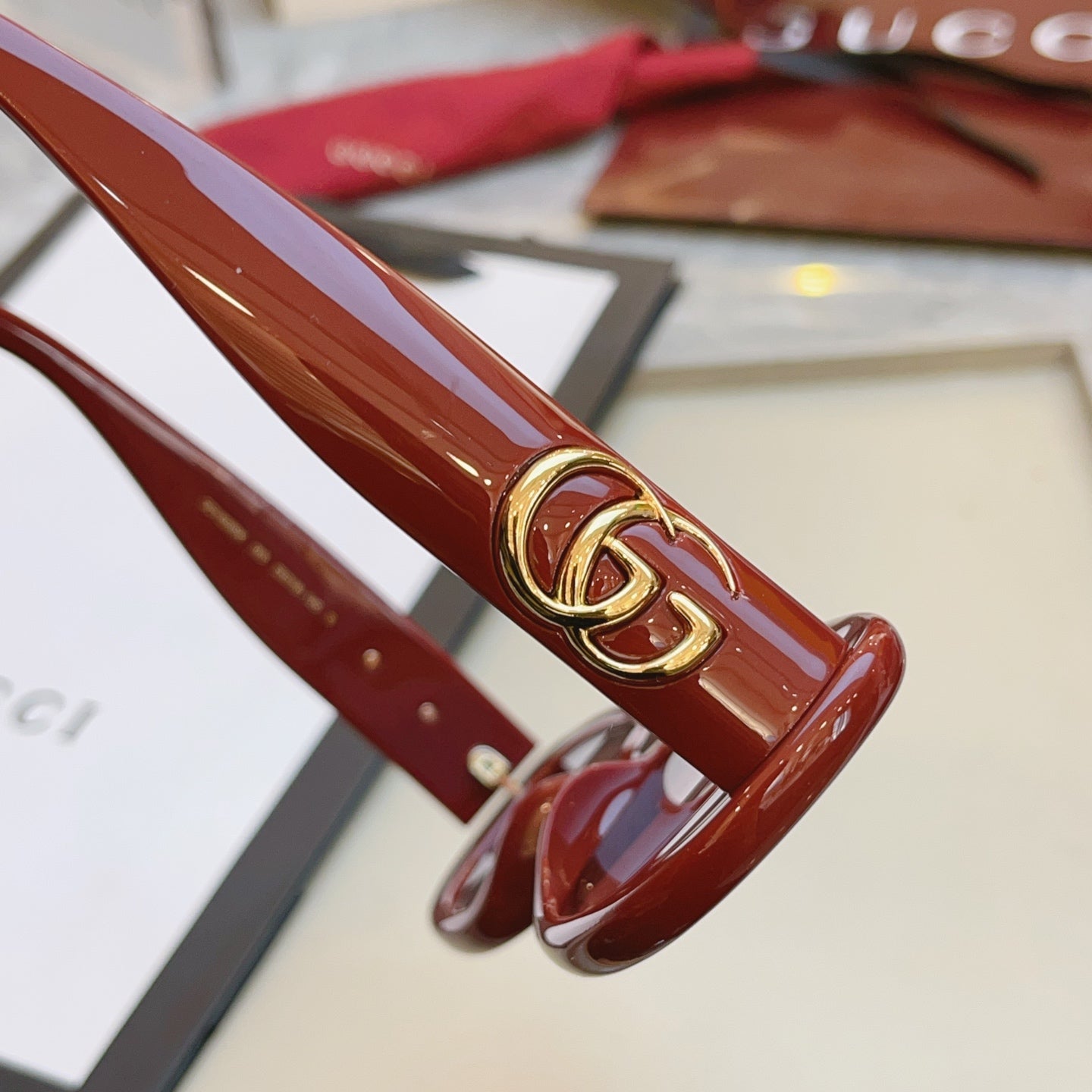 Gucci GG1829SK Fashion Red Lens Sunglasses for Men & Women - 398283 - detail image 6