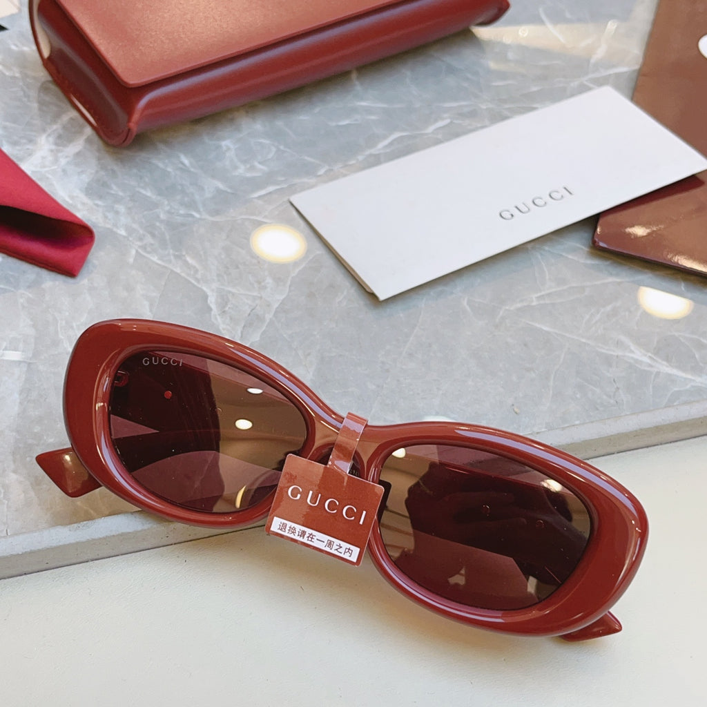 Gucci GG1829SK Fashion Red Lens Sunglasses for Men & Women - 398283 - detail image 3
