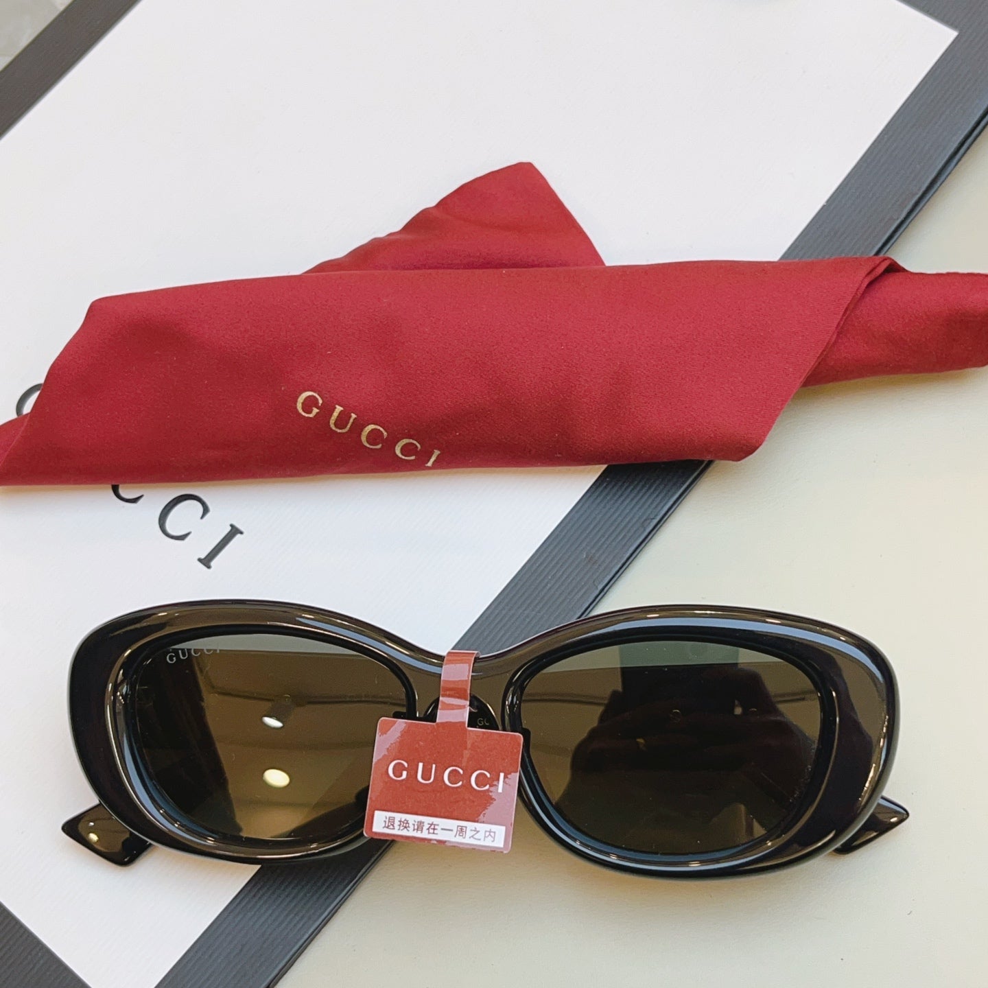 Gucci GG1829SK Fashion Black Lens Sunglasses for Men & Women - 398282