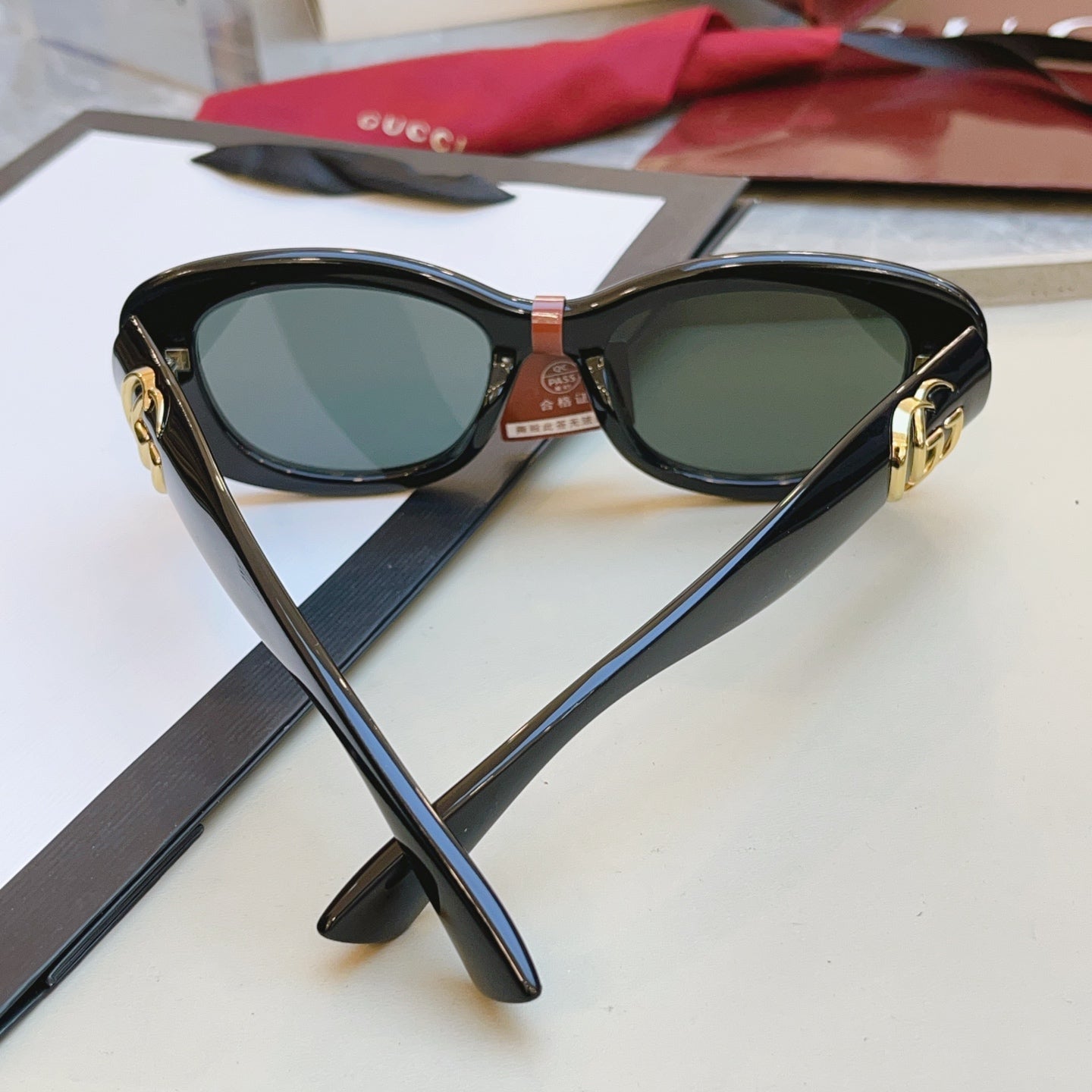 Gucci GG1829SK Fashion Black Lens Sunglasses for Men & Women - 398282 - detail image 4