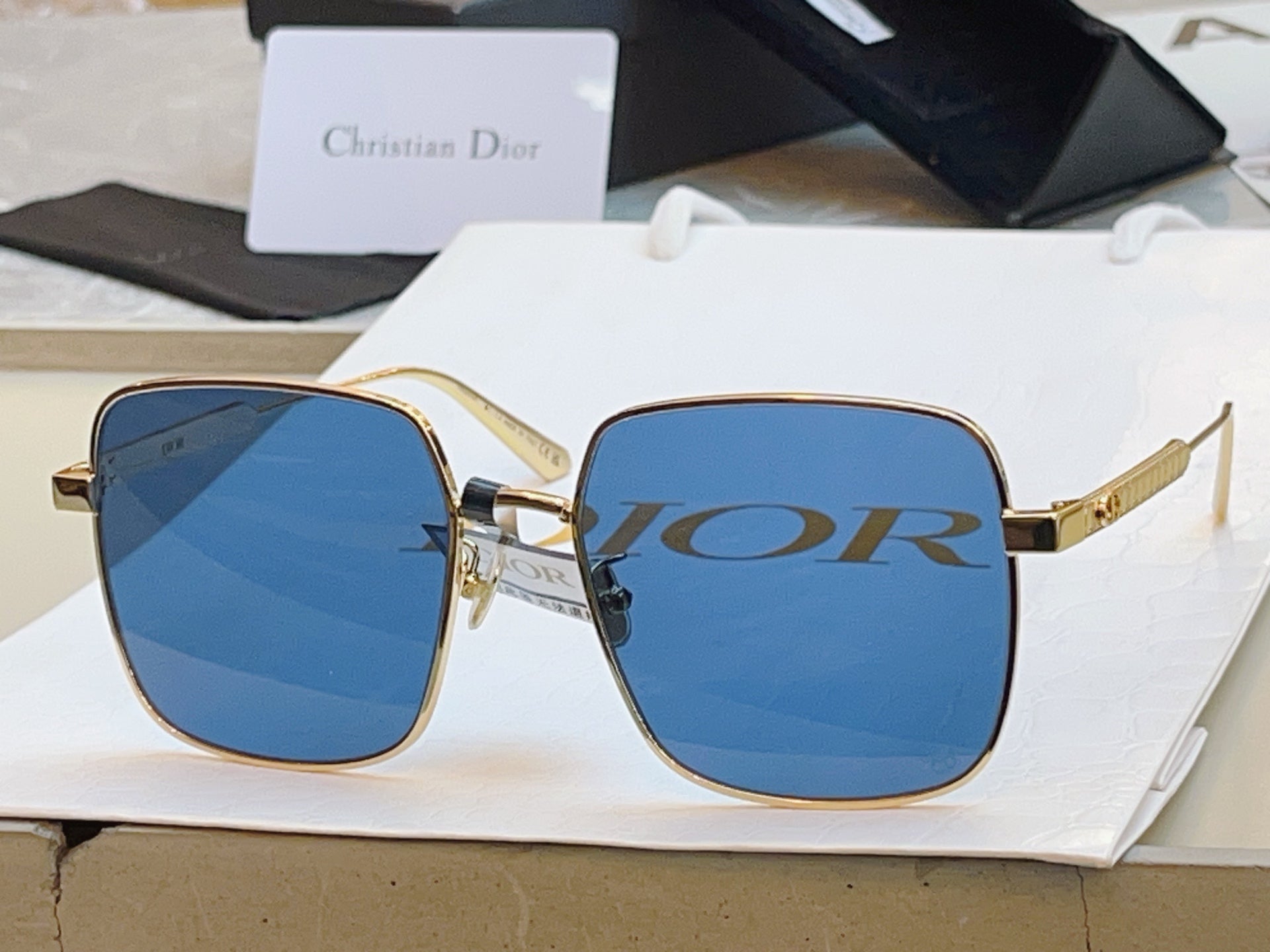 Dior DIORCANNAGE Fashion Blue Lens Sunglasses for Men & Women - detail image 2