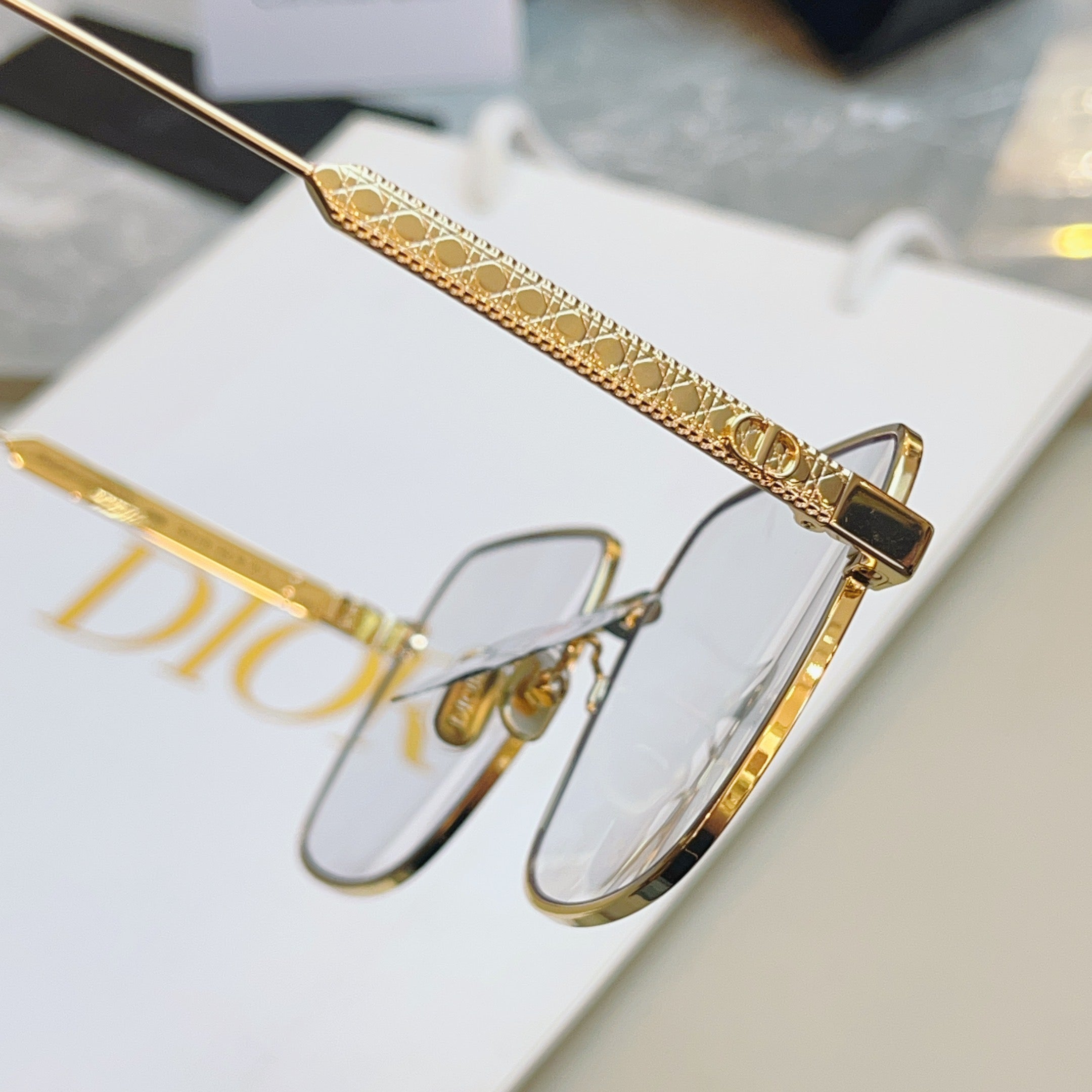 Dior DIORCANNAGE Fashion Silver Lens Sunglasses for Men & Women - detail image 9