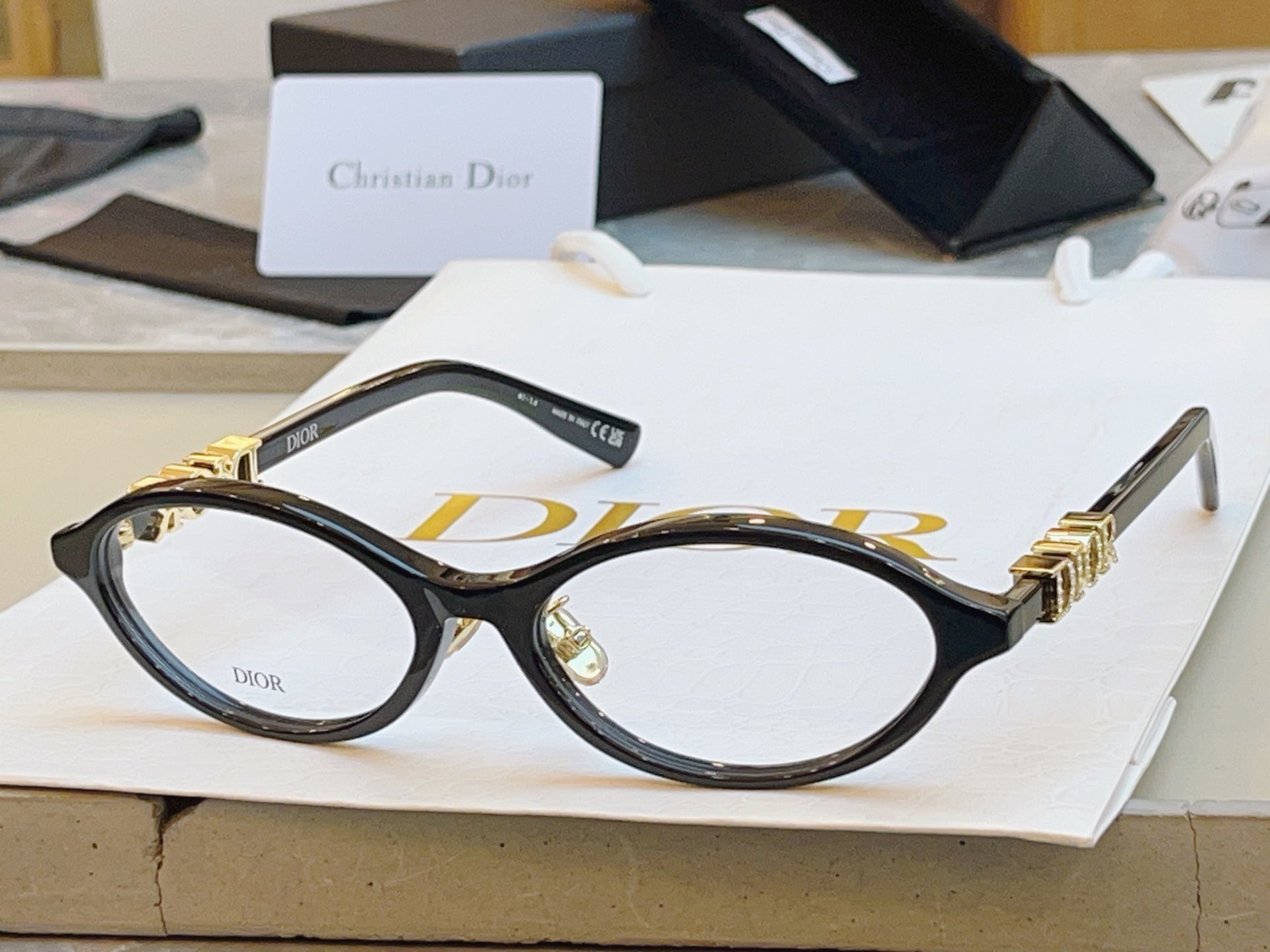 Dior DIORTREASURE Fashion Gray Lens Sunglasses for Men & Women - detail image 5