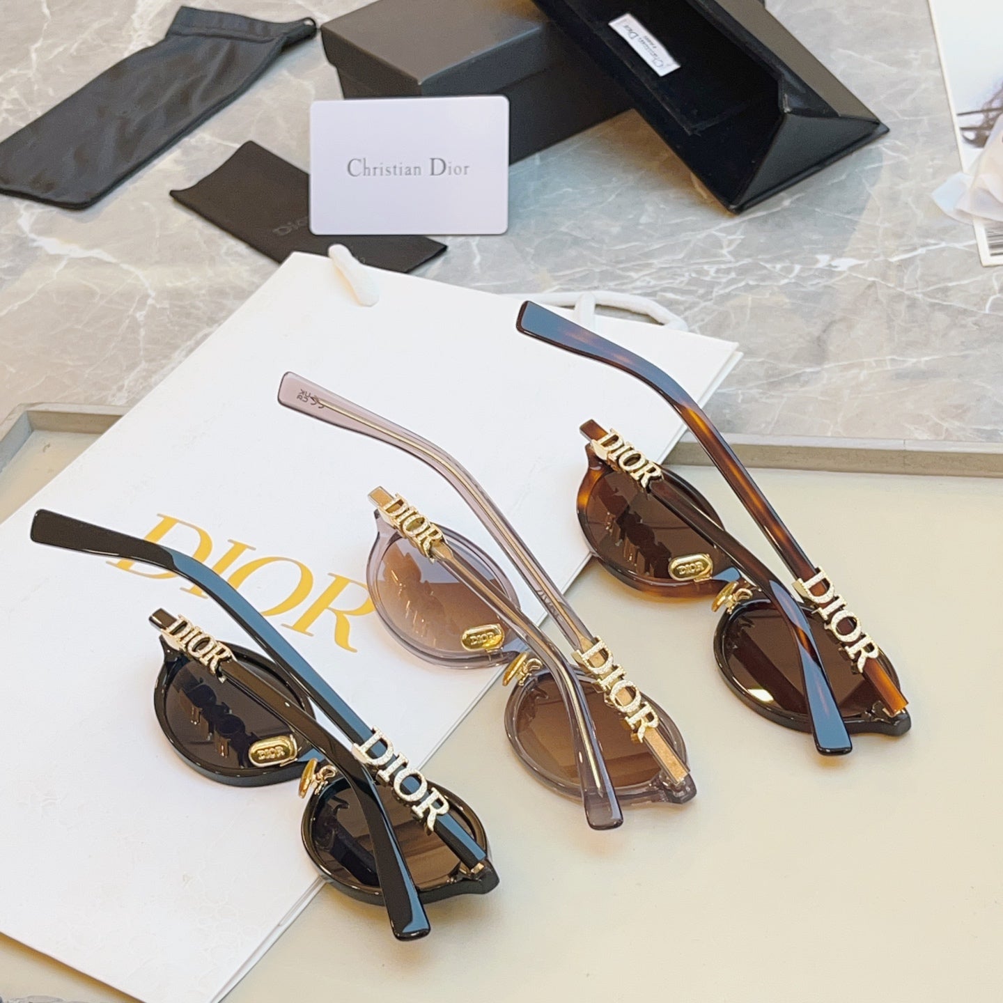 Dior DIORTREASURE Fashion Black Lens Sunglasses for Men & Women - 358249 - detail image 6