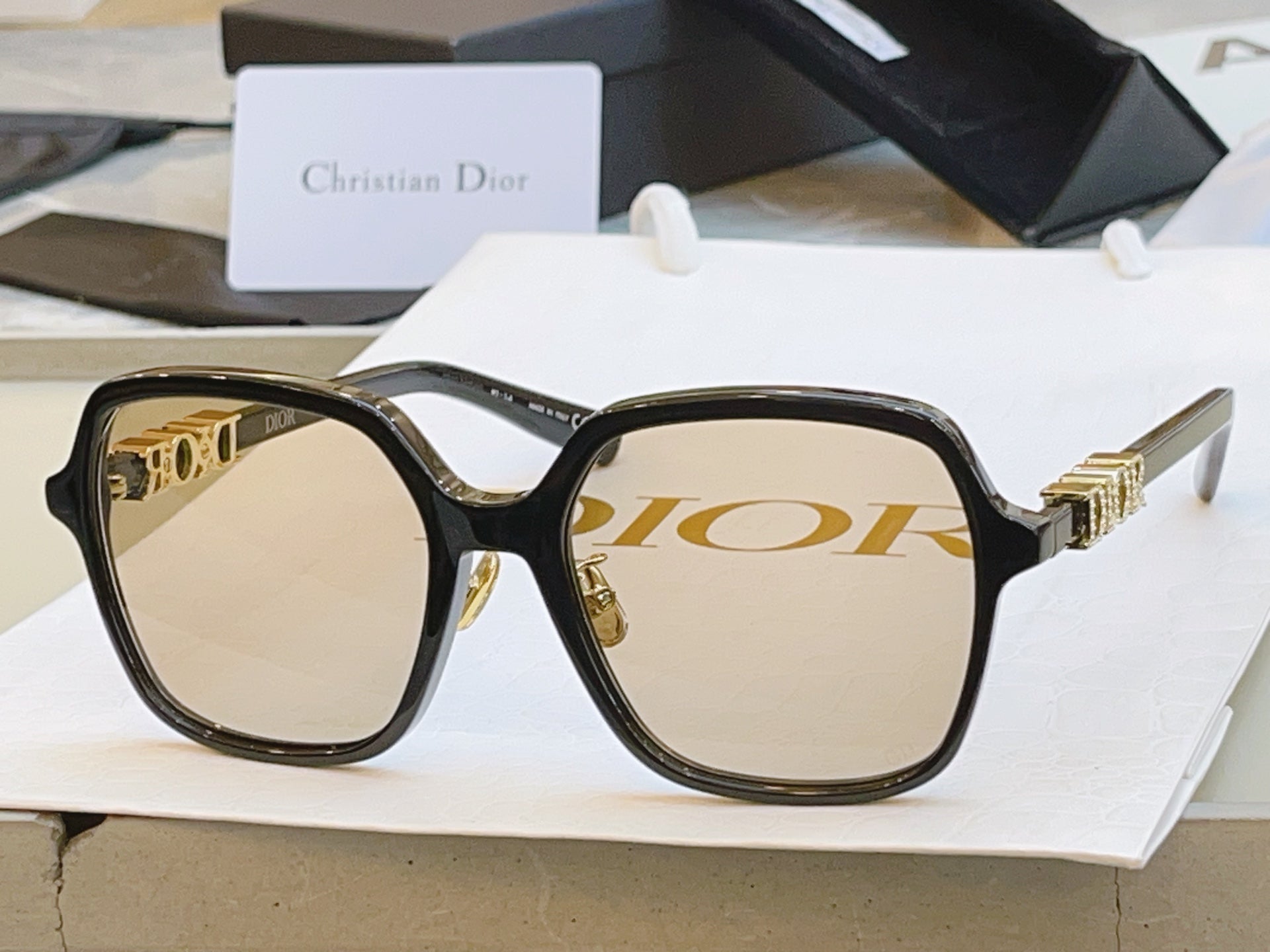Dior DIORTREASURE Fashion Gold Lens Sunglasses for Men & Women - detail image 3
