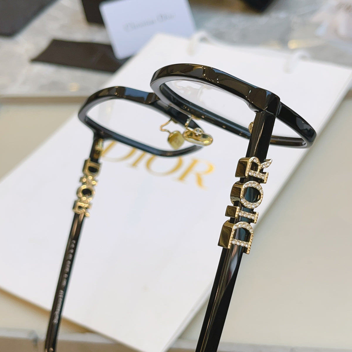 Dior DIORTREASURE Fashion Brown Lens Sunglasses for Men & Women - detail image 2