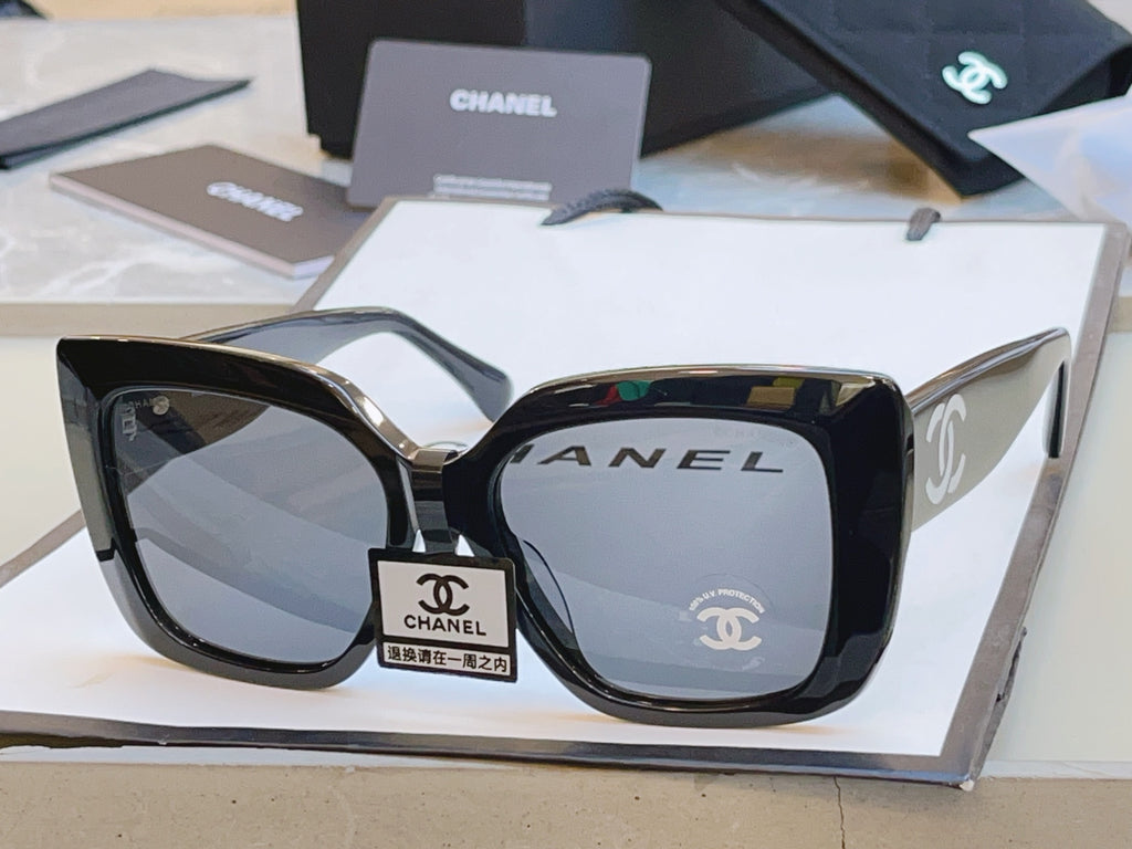 Chanel 9191H Fashion Black Lens Sunglasses for Men & Women - detail image 2