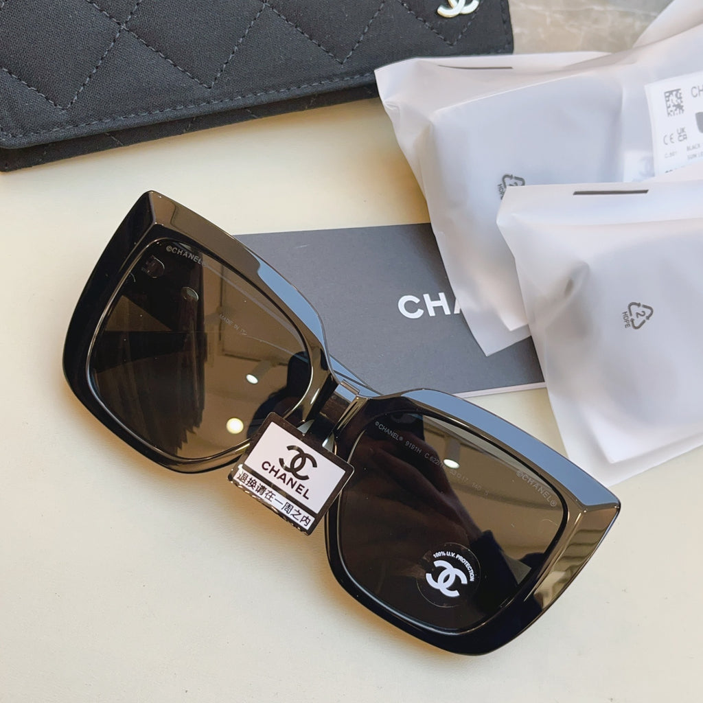 Chanel 9191H Fashion Black Lens Sunglasses for Men & Women - detail image 3