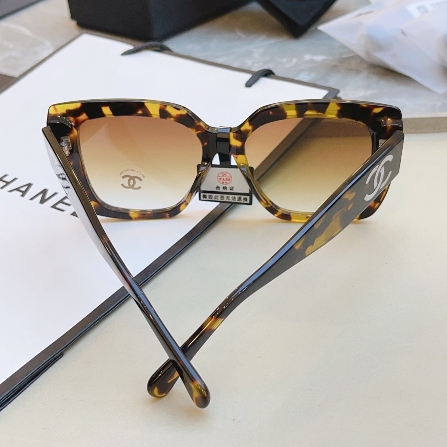 Chanel 9191H Fashion Black Lens Sunglasses for Men & Women - 358066 - detail image 8