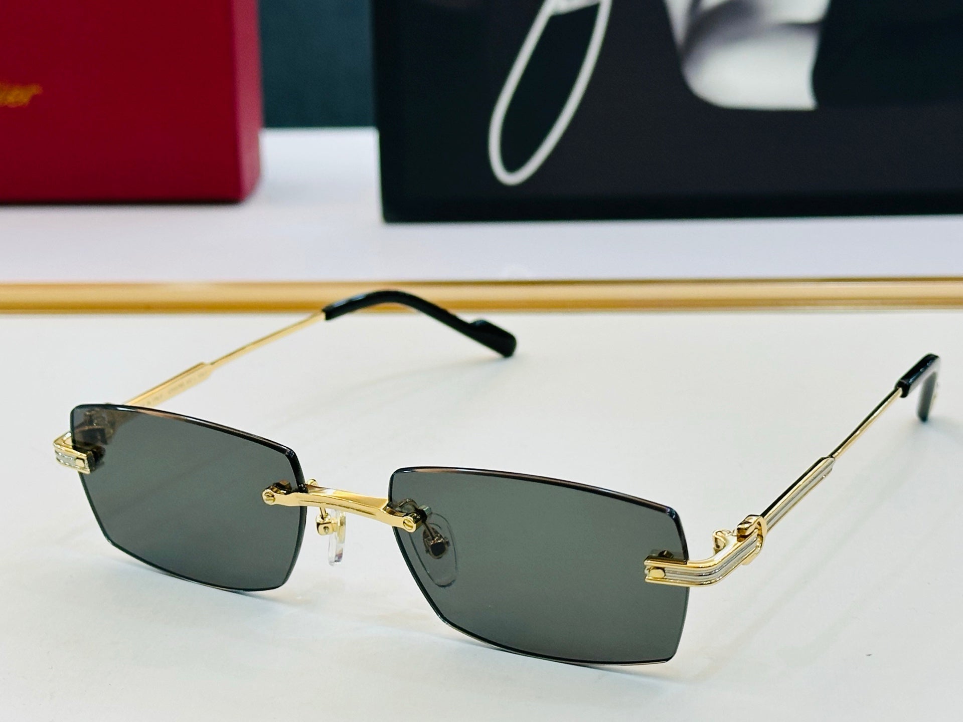 Cartier CT0578O Fashion Gold Lens Sunglasses for Men & Women - detail image 6