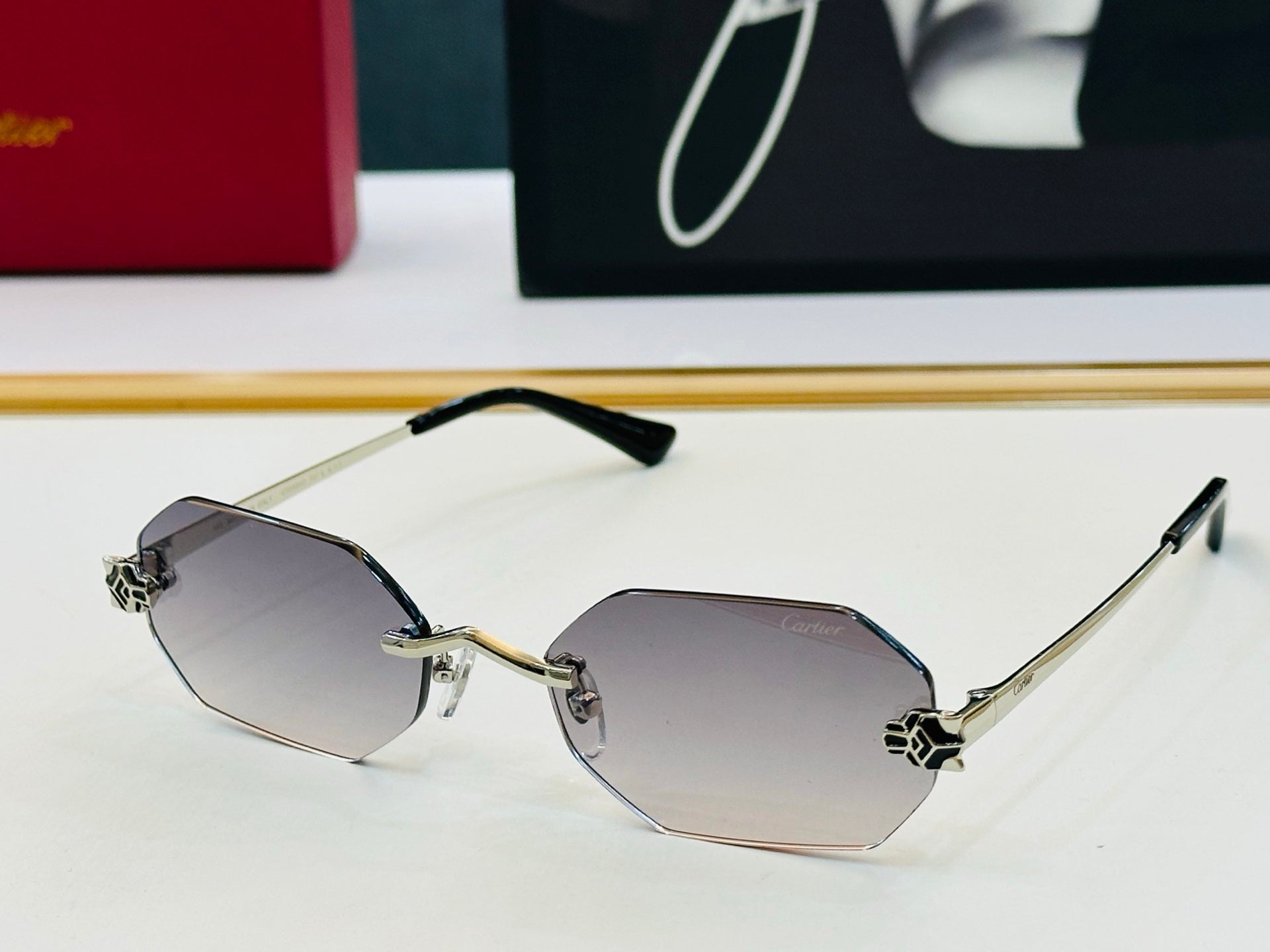 Cartier CT0599O Fashion Gray Lens Sunglasses for Men & Women