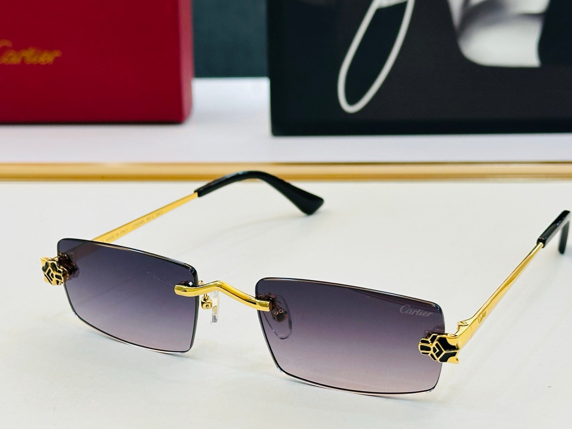 Cartier CT0598S Fashion Blue Lens Sunglasses for Men & Women - detail image 2