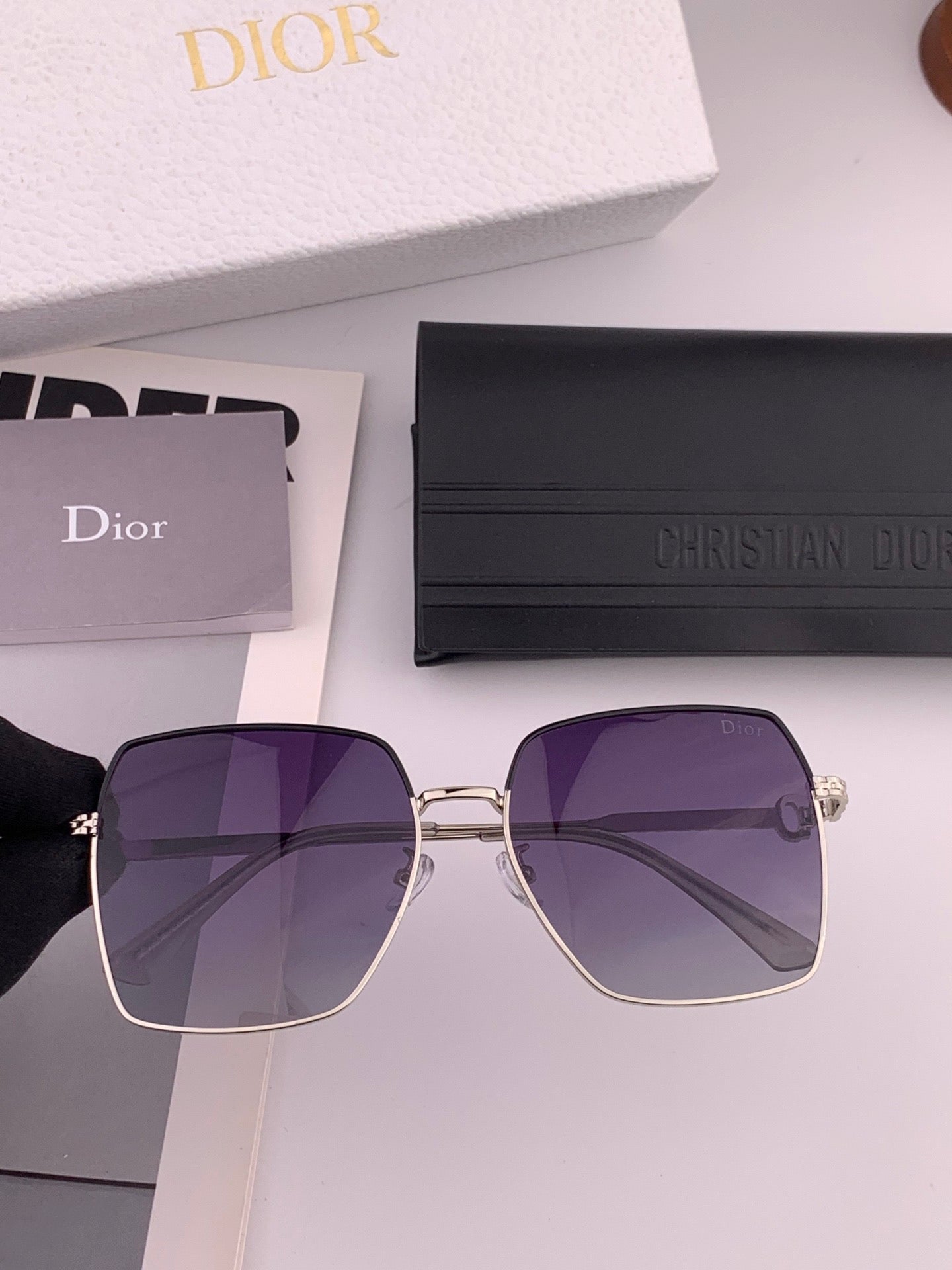 Dior D6310 Polarized Square Red Lens Sunglasses for Men & Women - 867133 - detail image 3