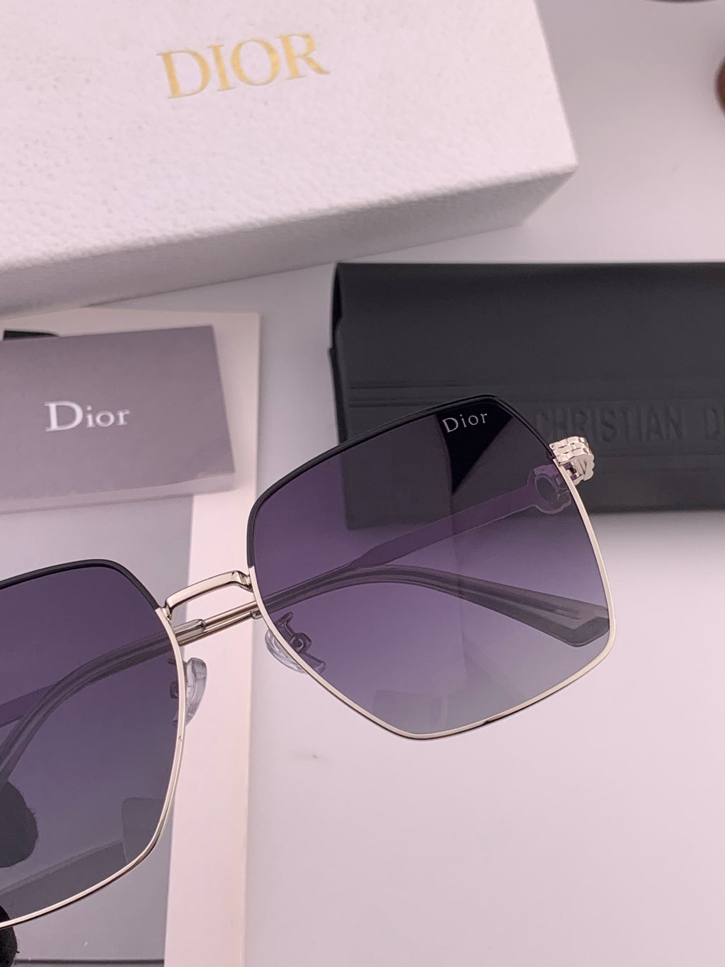 Dior D6310 Polarized Square Red Lens Sunglasses for Men & Women - 867133 - detail image 5