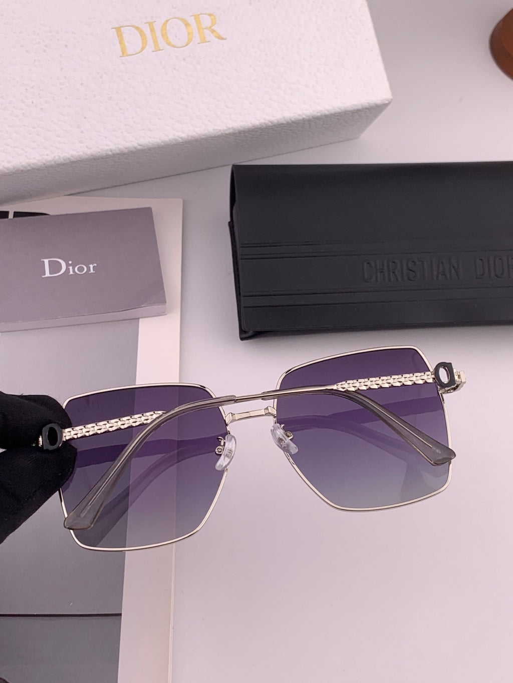 Dior D6310 Polarized Square Red Lens Sunglasses for Men & Women - 867133 - detail image 6
