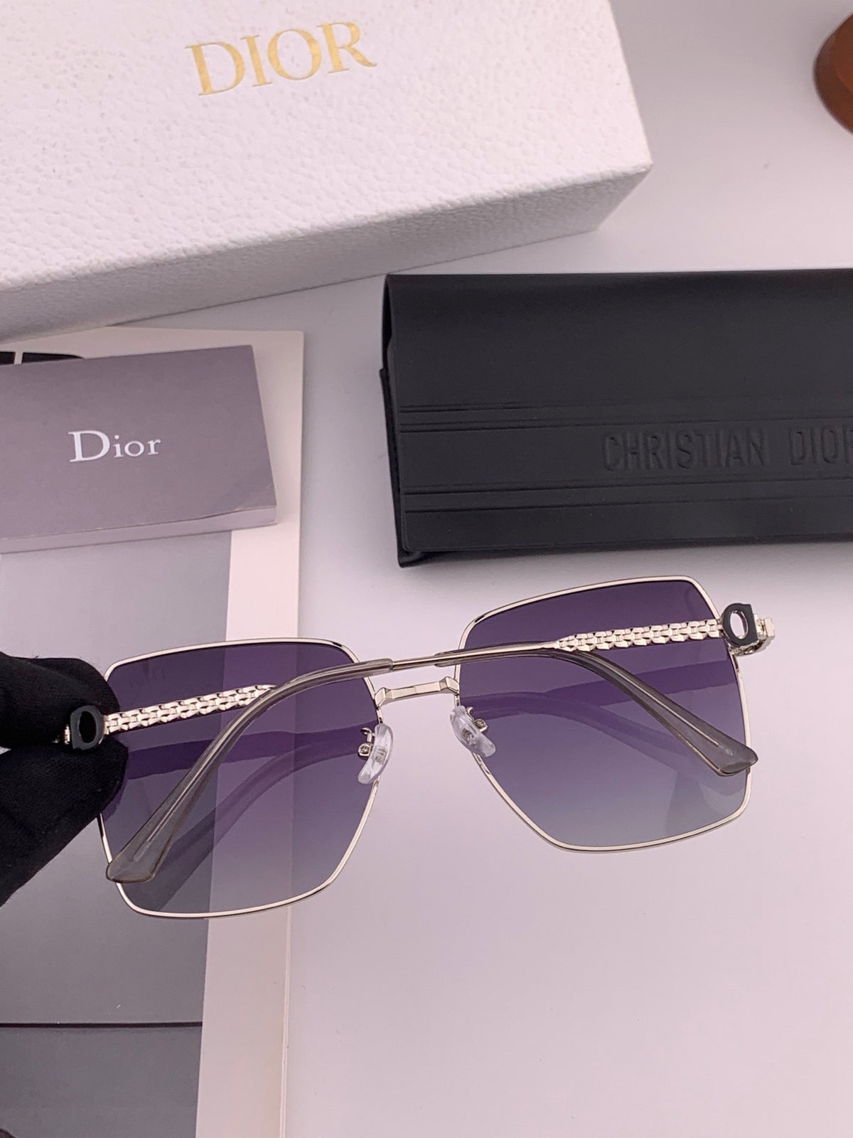 Dior D6310 Polarized Square Red Lens Sunglasses for Men & Women - 867133 - detail image 6