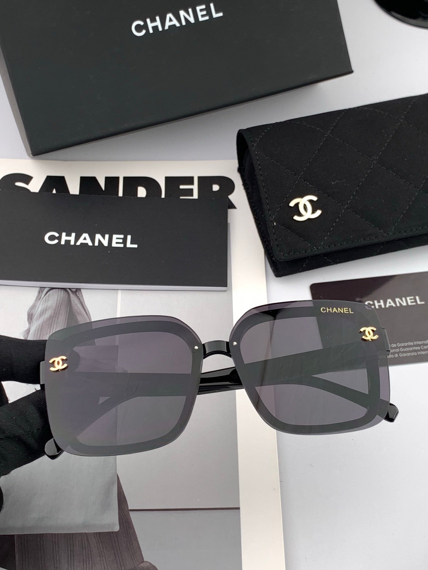 Chanel CH1954 Polarized Square Black Lens Sunglasses for Men & Women - 867053 - detail image 2