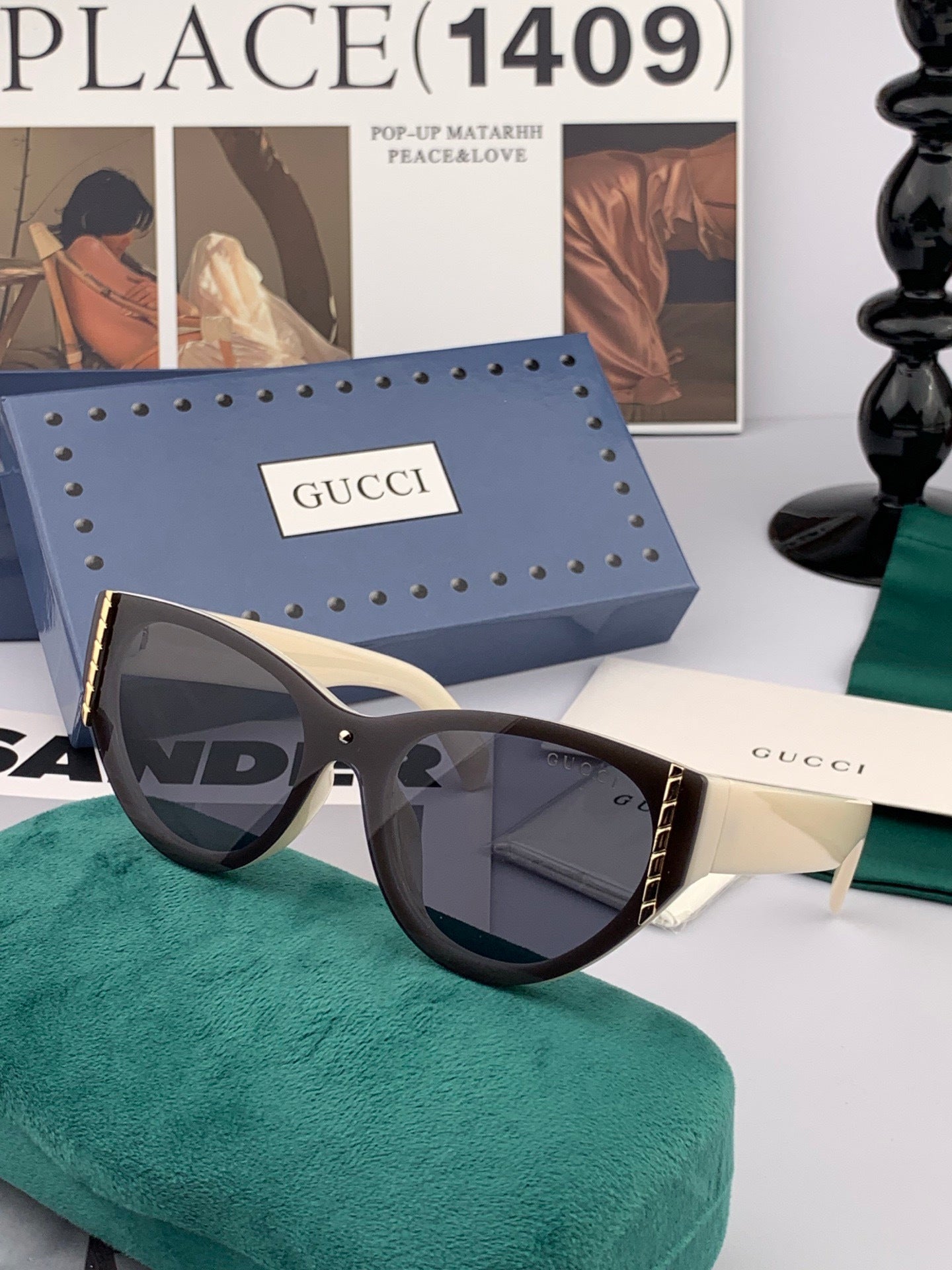 Gucci G82036 Square Gold Lens Sunglasses for Men & Women - detail image 4