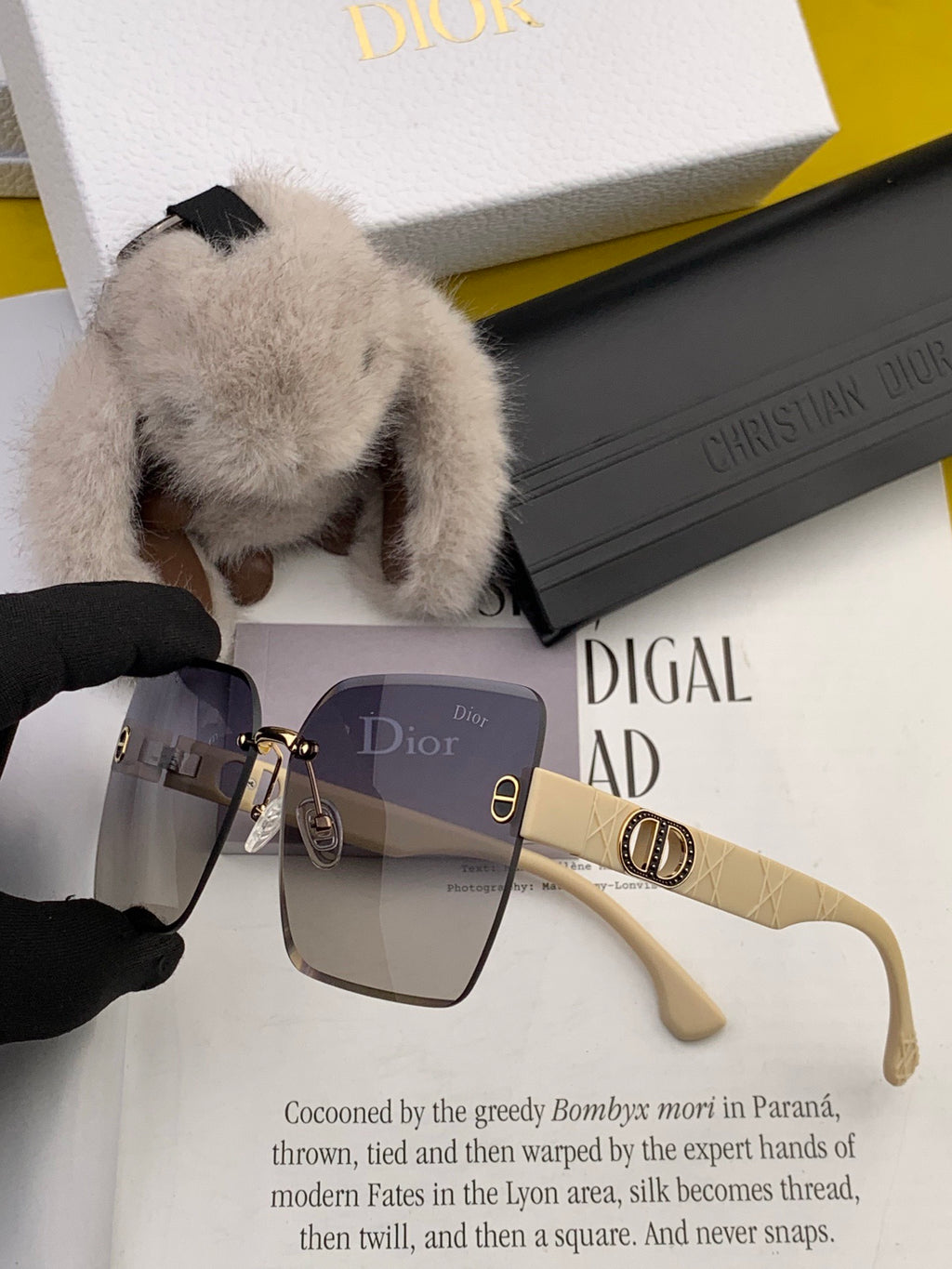 Dior D3550 Square Black Lens Sunglasses for Men & Women - 867136 - detail image 6