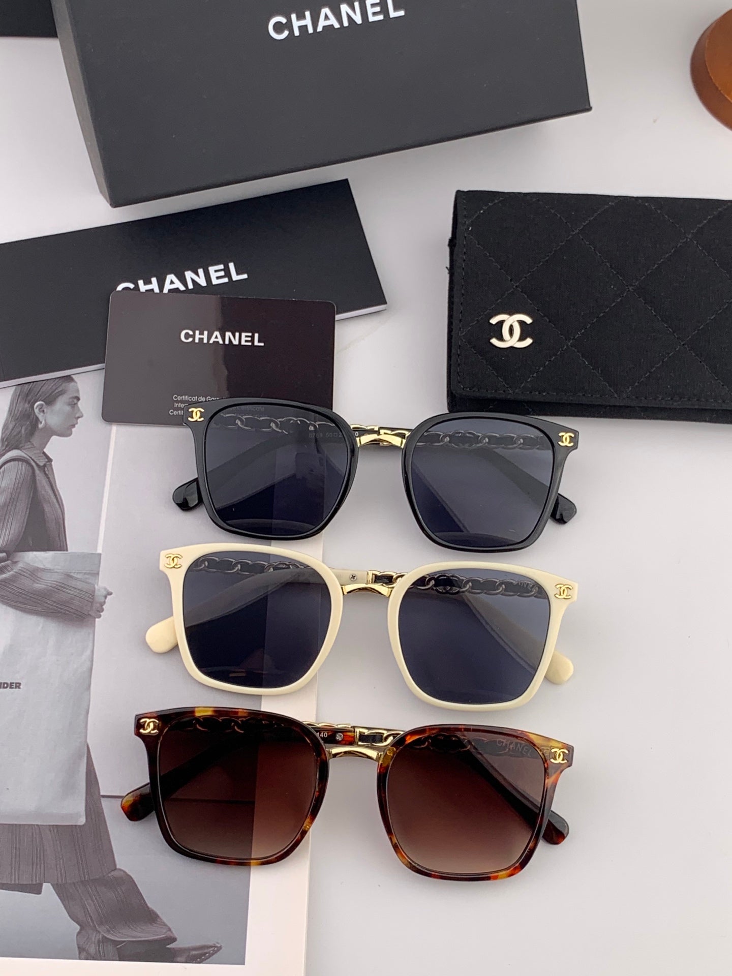 Chanel CH9076 Oversized Black Lens Sunglasses for Men & Women - detail image 7