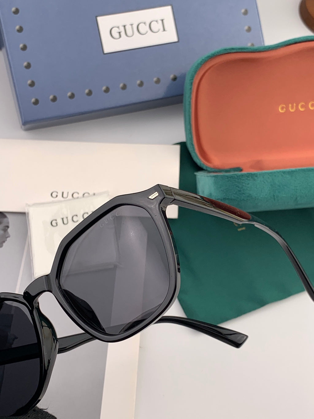 Gucci G6358 Fashion Gold Lens Sunglasses for Men & Women - 866946 - detail image 3