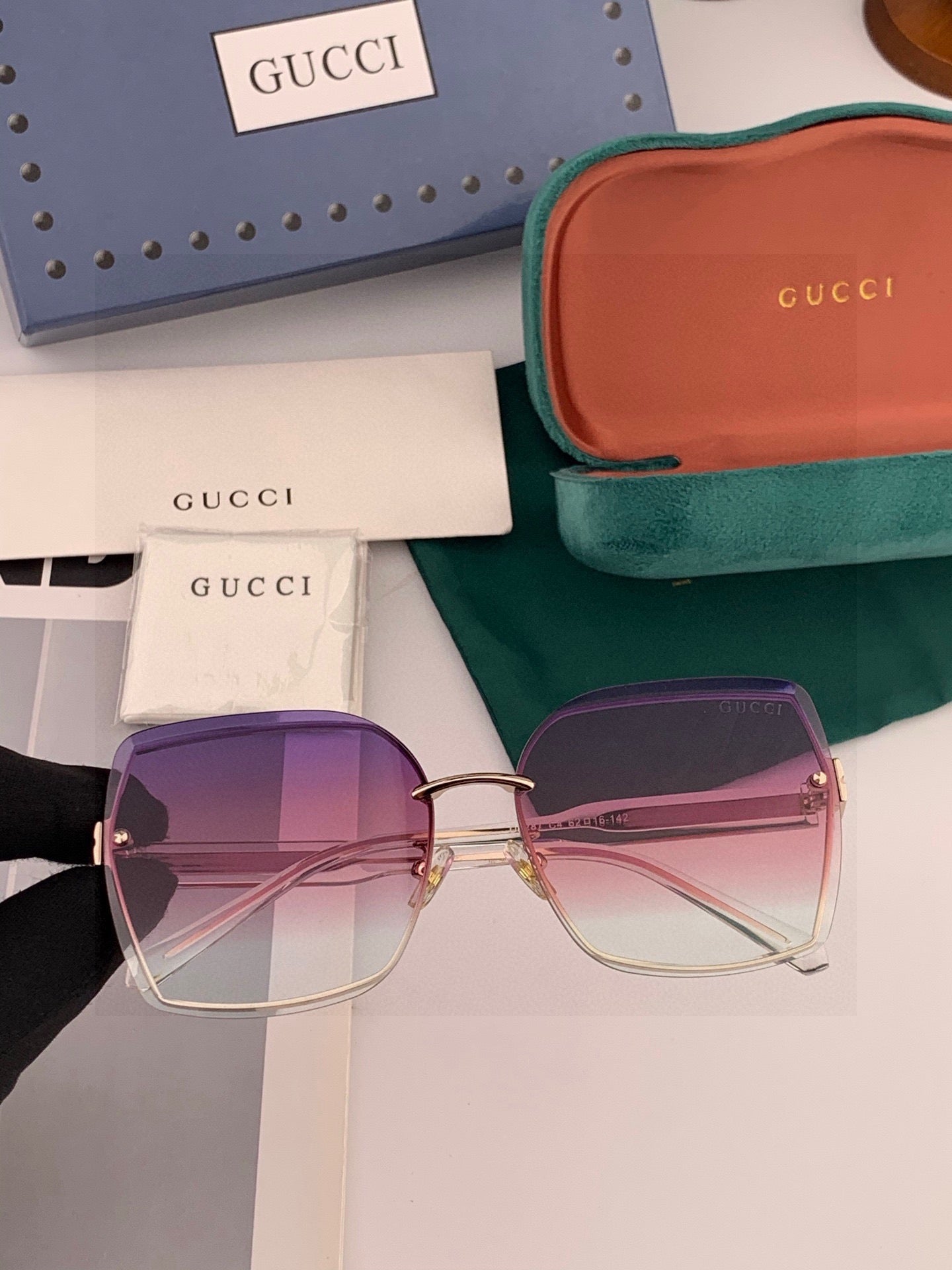Gucci G0421 Metal Fashion Black Lens Sunglasses for Men & Women - detail image 2