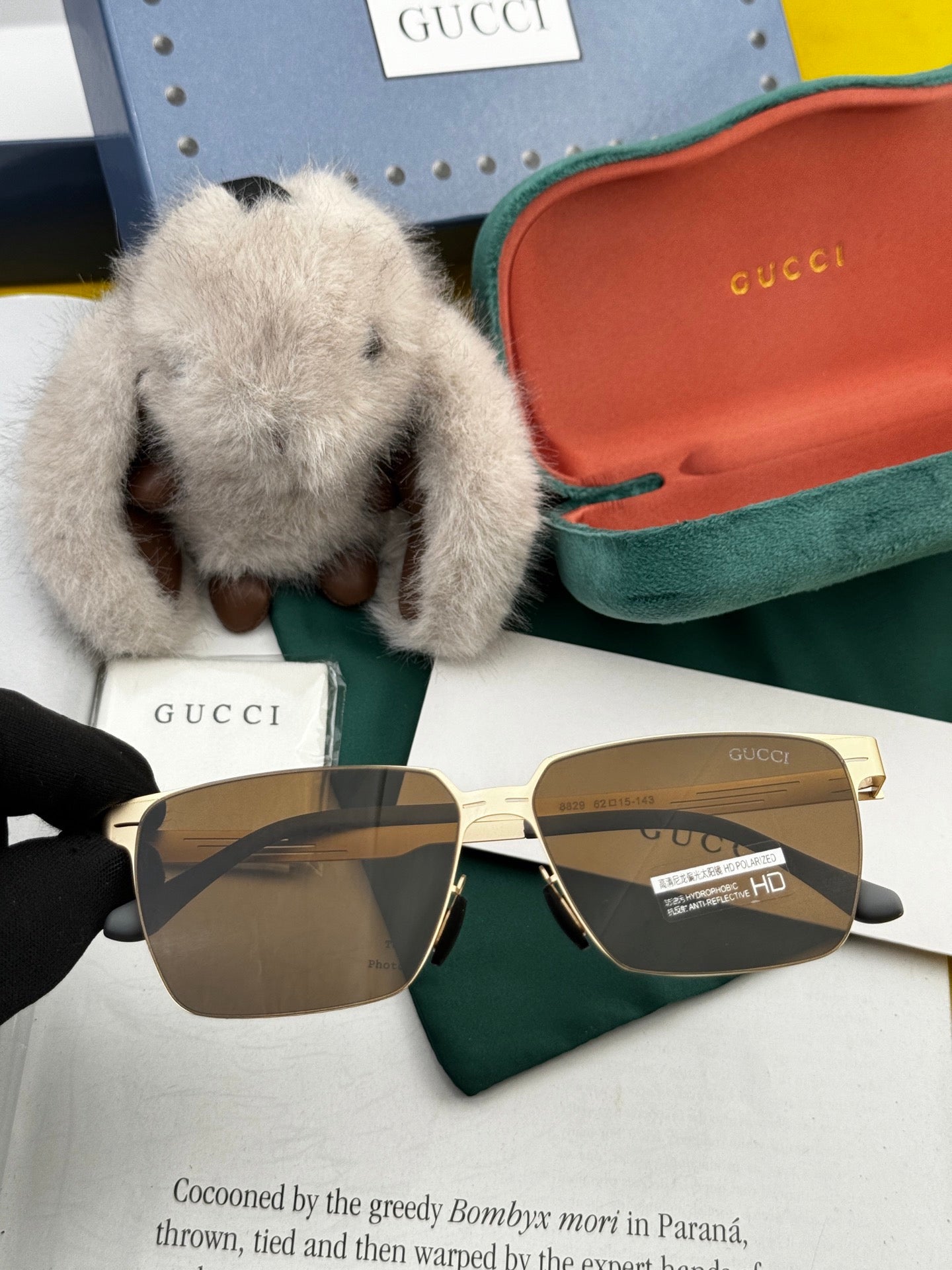 Gucci G9882 Polarized Fashion Black Lens Sunglasses for Men & Women - 866952 - detail image 3