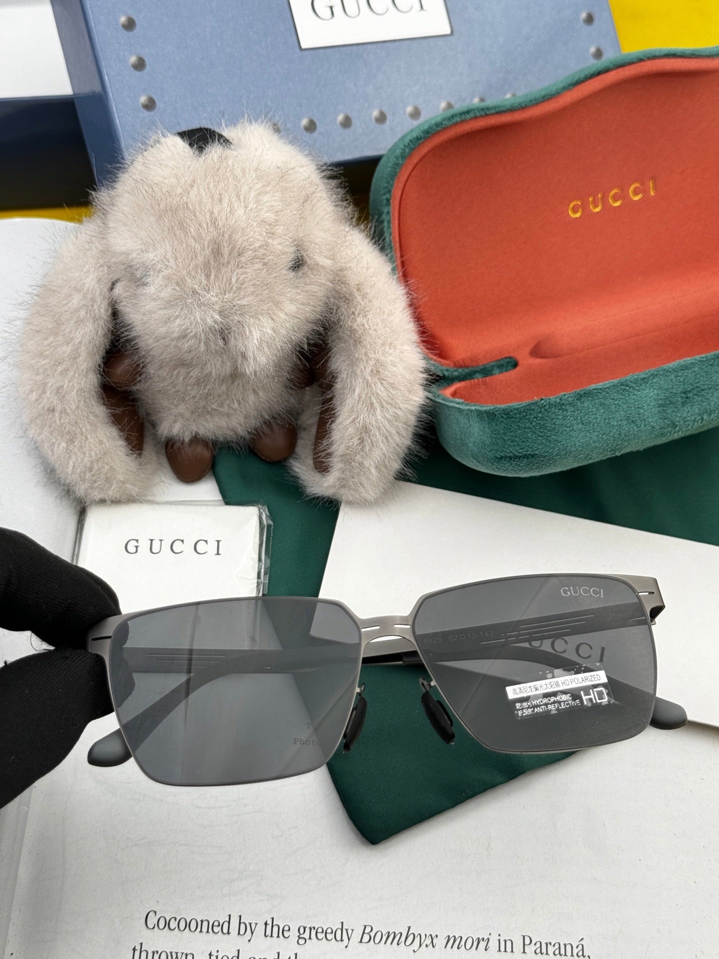 Gucci G9882 Polarized Fashion Black Lens Sunglasses for Men & Women - 866952