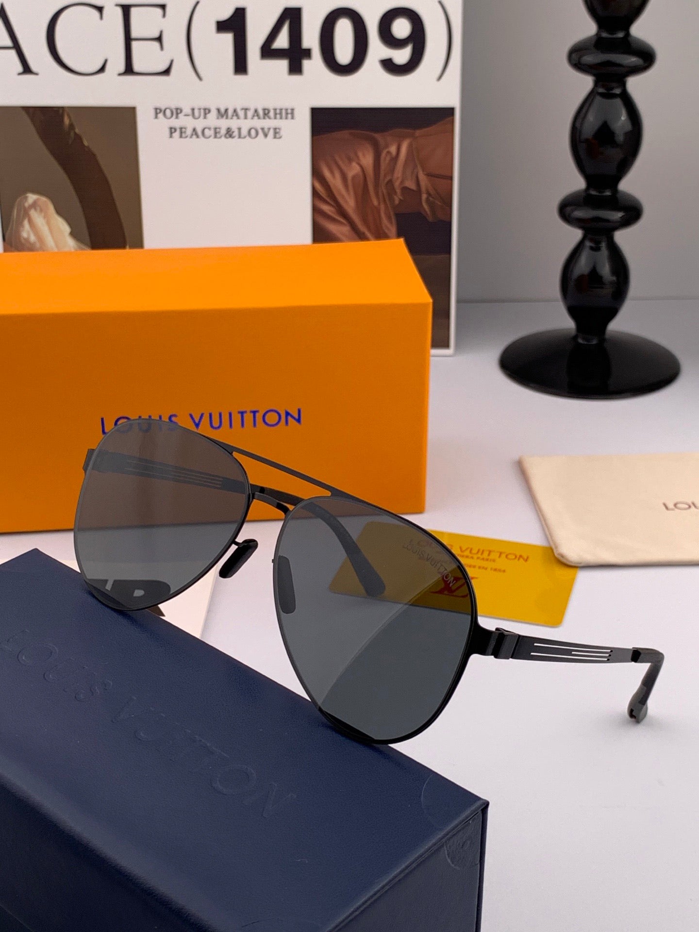 Louis Vuitton L58900 Fashion Gold Lens Sunglasses for Men & Women - detail image 4