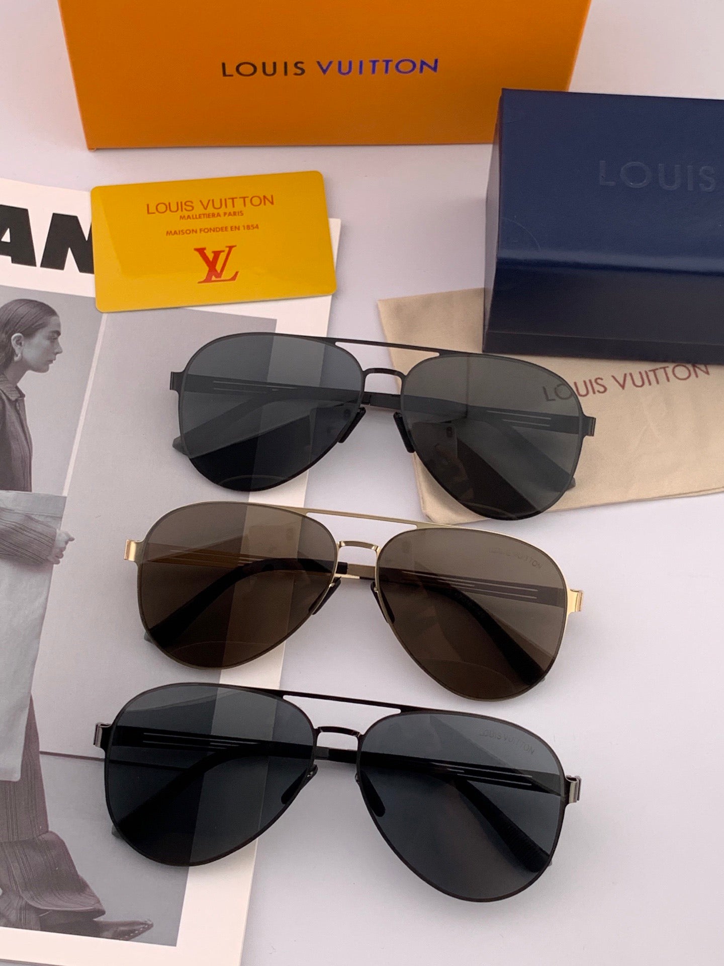 Louis Vuitton L58900 Fashion Gold Lens Sunglasses for Men & Women - detail image 7