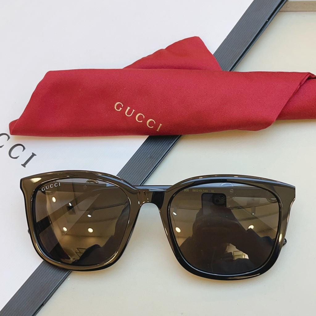Gucci GG2057SK Fashion Black Lens Sunglasses for Men & Women - 493267 - detail image 3
