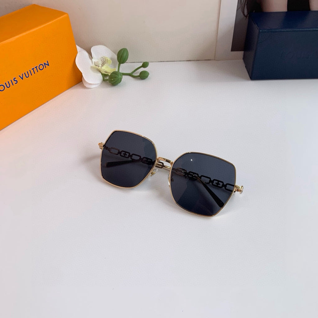 Louis Vuitton Square Silver Lens Sunglasses for Men & Women - 997352