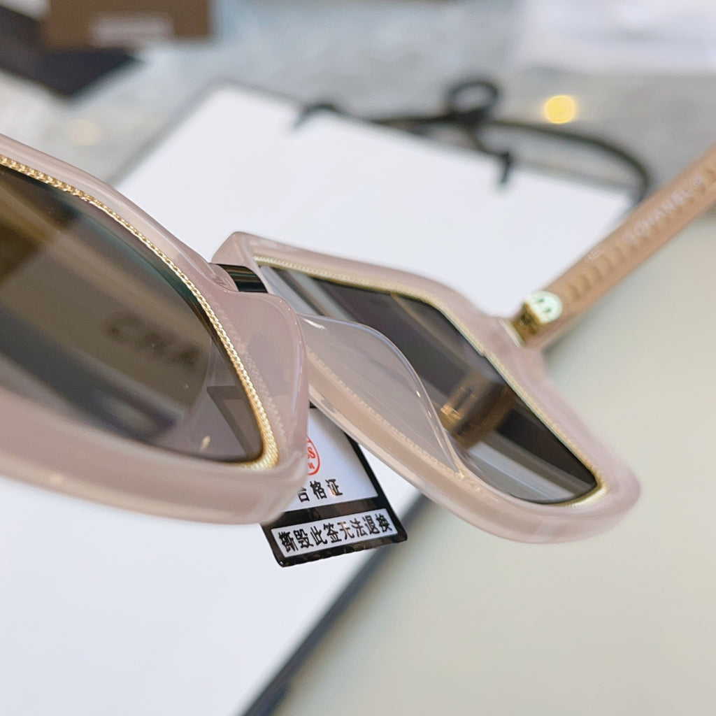 Chanel 71709A Fashion Brown Lens Sunglasses for Men & Women - detail image 4