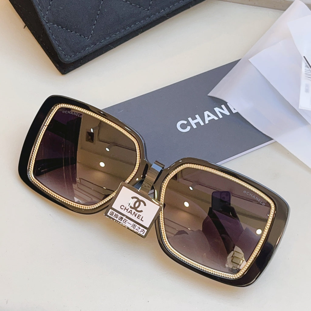 Chanel 71709A Fashion Black Lens Sunglasses for Men & Women - detail image 3