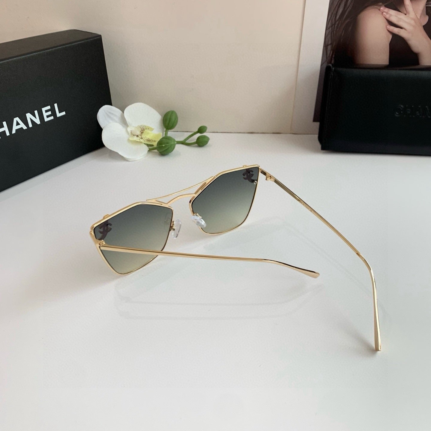 Chanel Fashion Silver Lens Sunglasses for Men & Women - 358081 - detail image 3