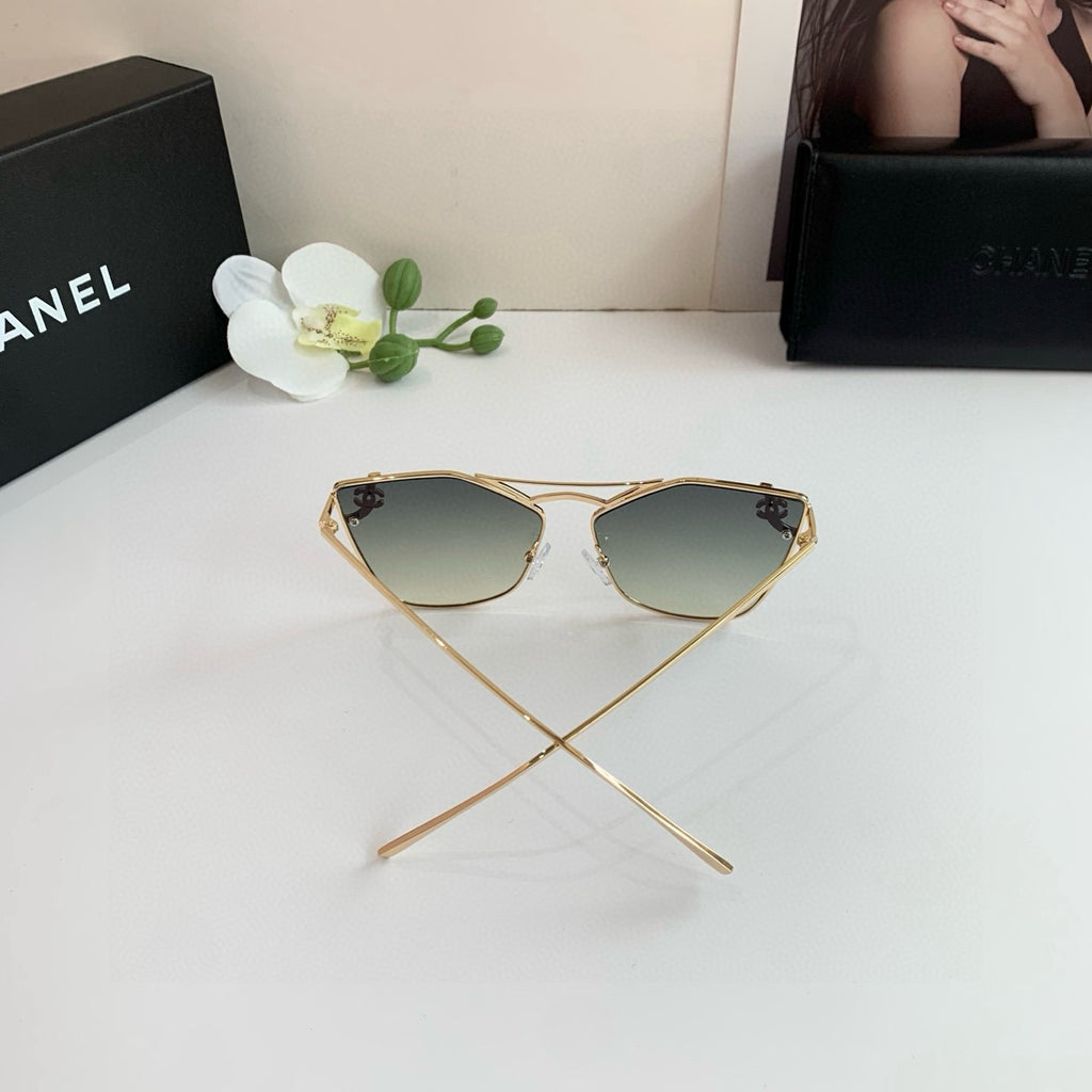Chanel Fashion Silver Lens Sunglasses for Men & Women - 997894 - detail image 4