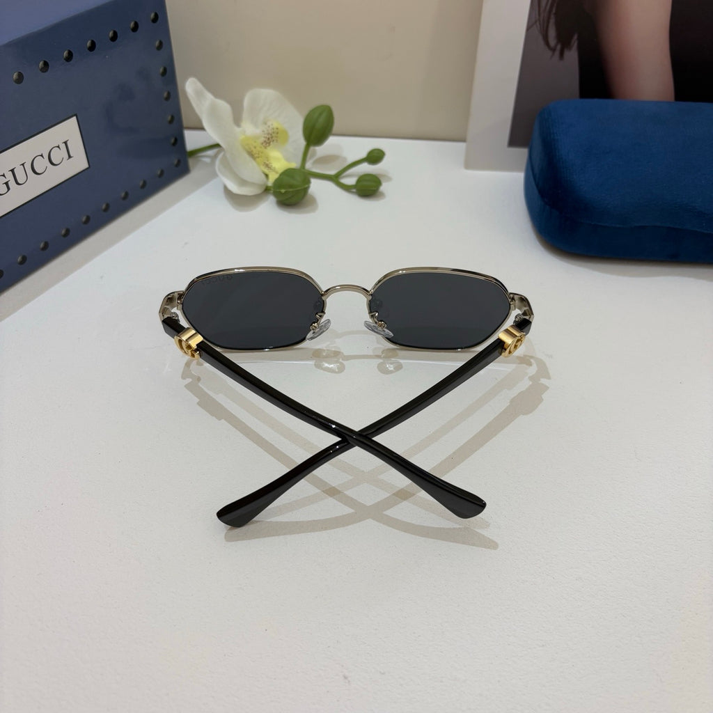 Gucci Polarized Square Silver Lens Sunglasses for Men & Women - 934056