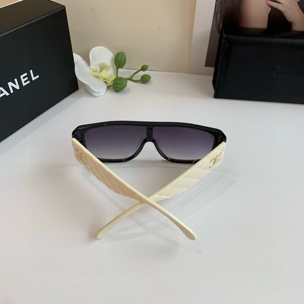 Chanel Fashion Silver Lens Sunglasses for Men & Women - 357991 - detail image 2